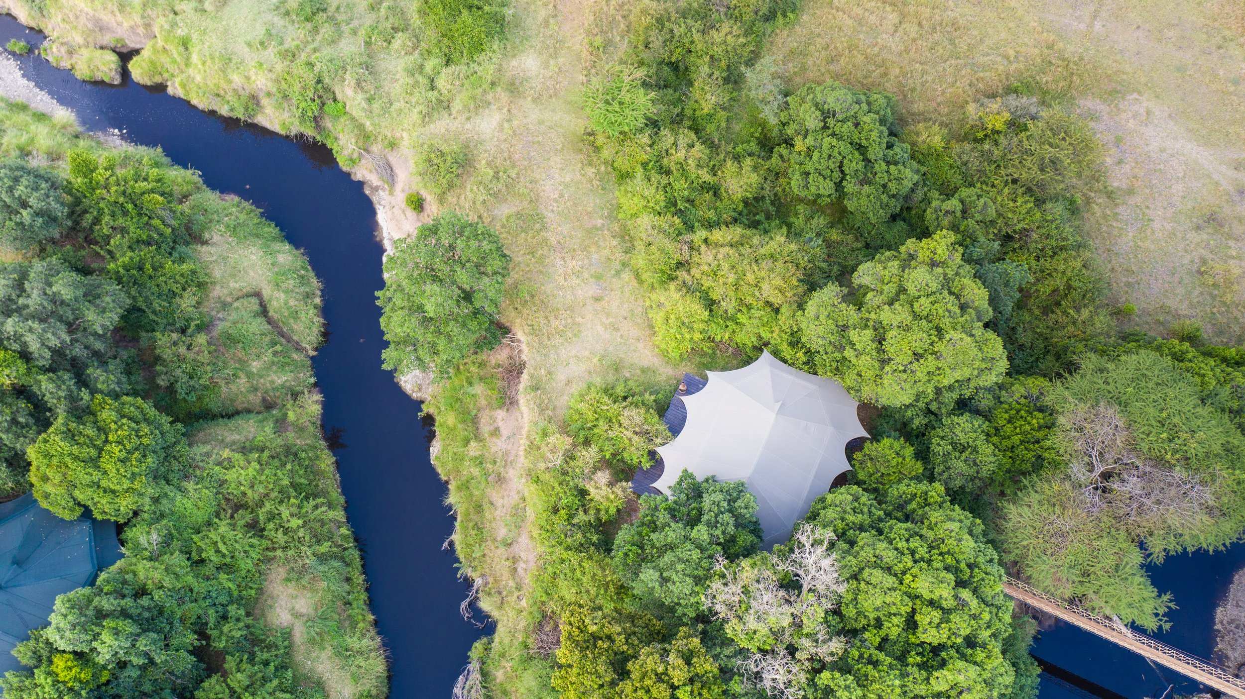 2021-GP-Mara-Plains-Camp-HoneymoonTentAerial.jpg
