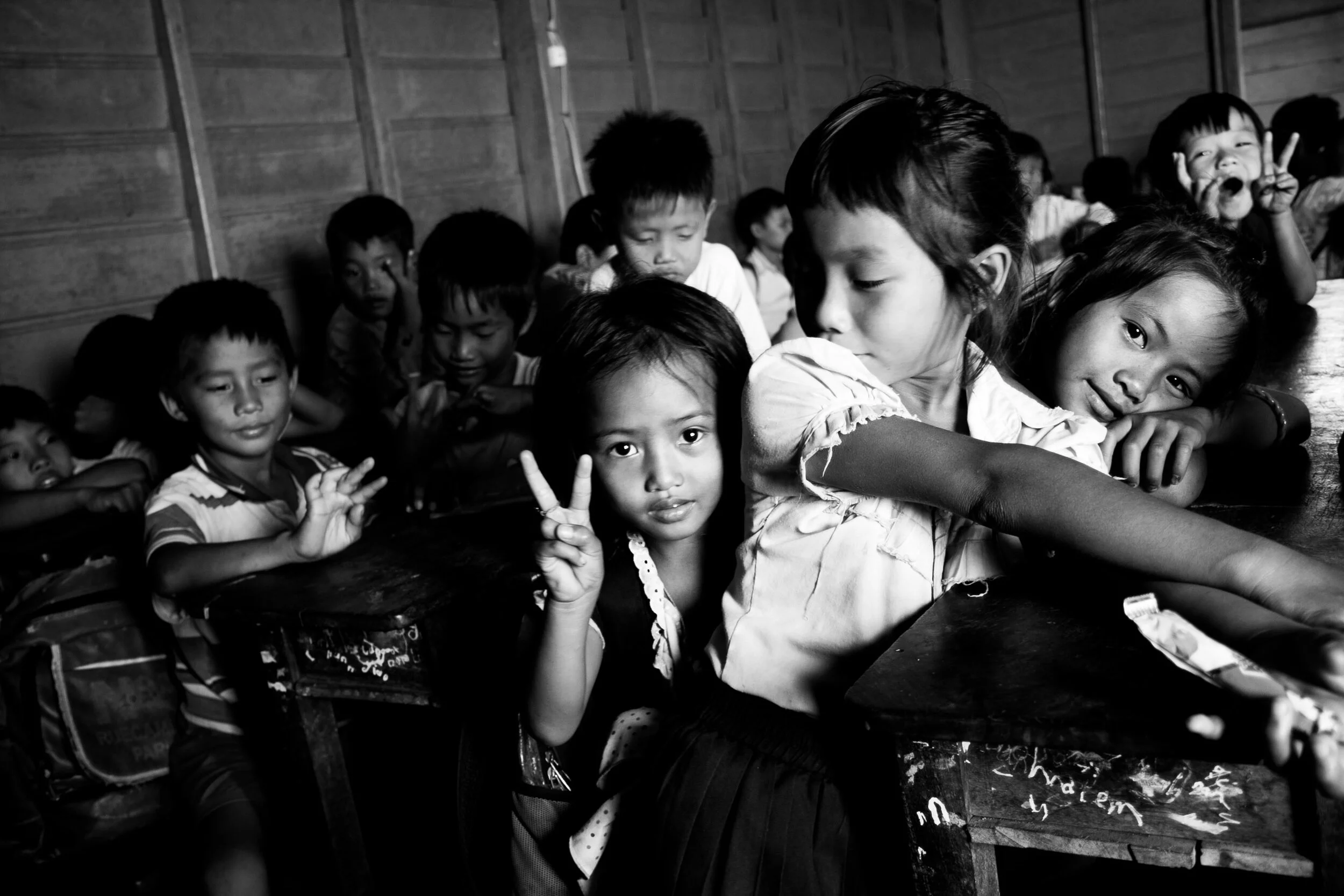 ChildrenofLakeTonleSap3.jpg