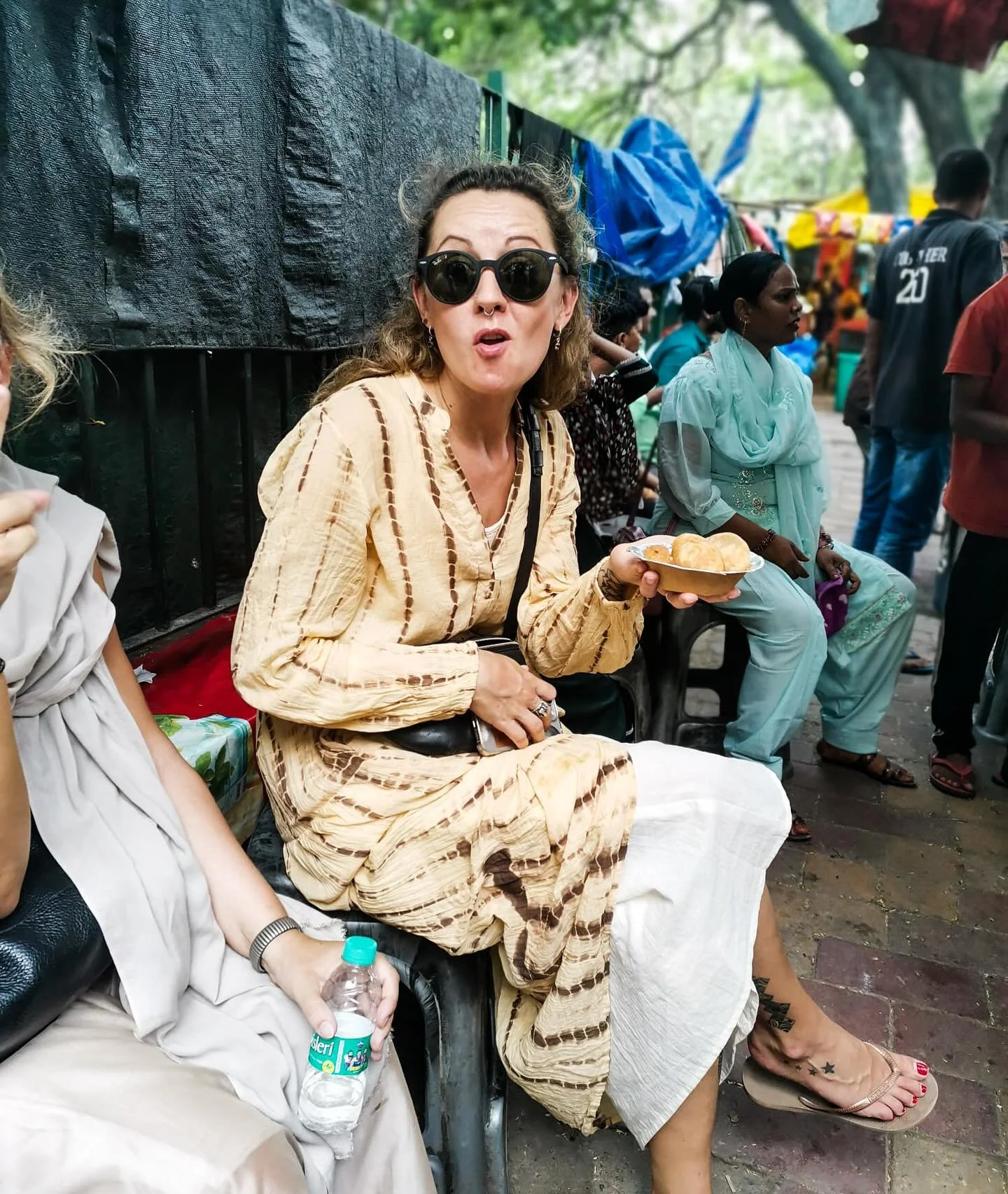Hello India 🇮🇳 &hearts;️
heart wide open 
2 days and it's been incredibly fun and exciting. 
Feeling so nourished after having enjoyed plenty of Chai, the best street food, hilarious conversations and good laughter. I also upgraded my wardrobe with