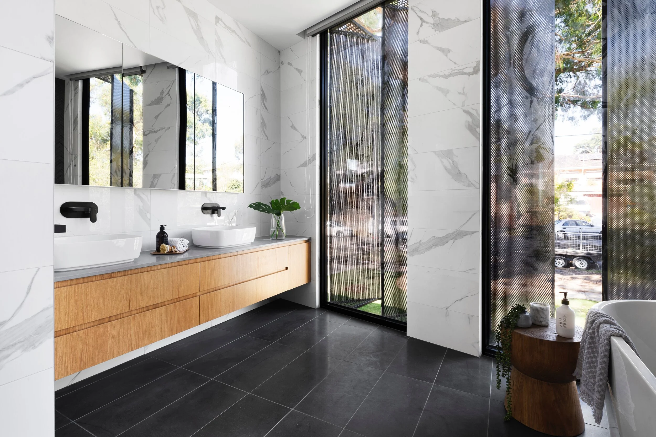 Where to save and where to splurge on your bathroom remodel