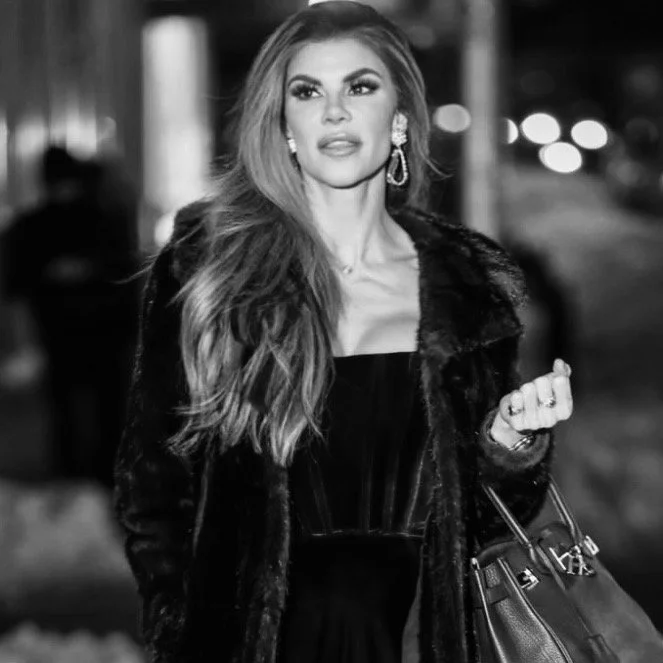 Who What Wear: I'm a Derm on Fifth Ave—These Are My Must-Have Skincare Products