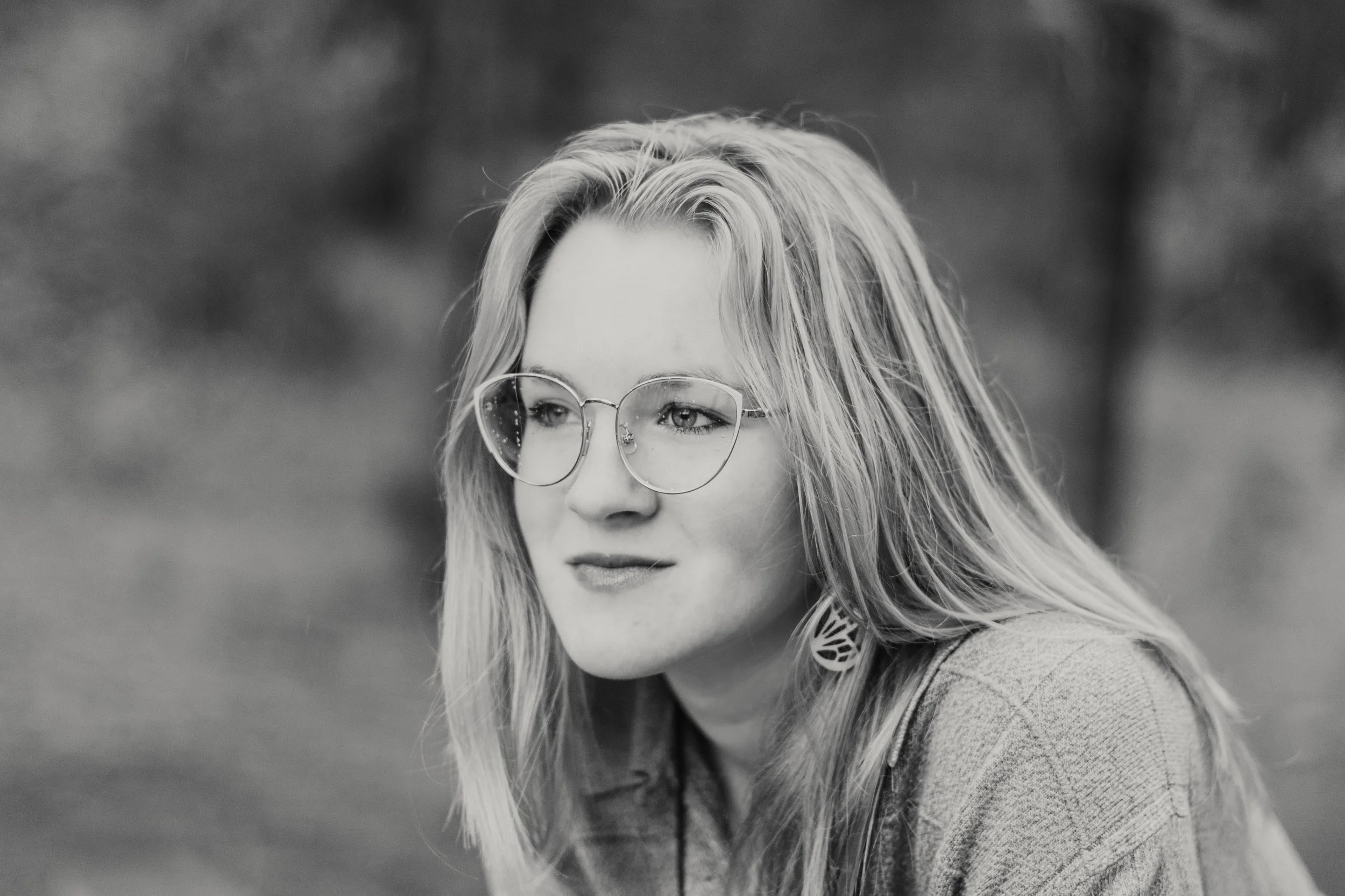 Riley's Senior Portraits-15.jpg