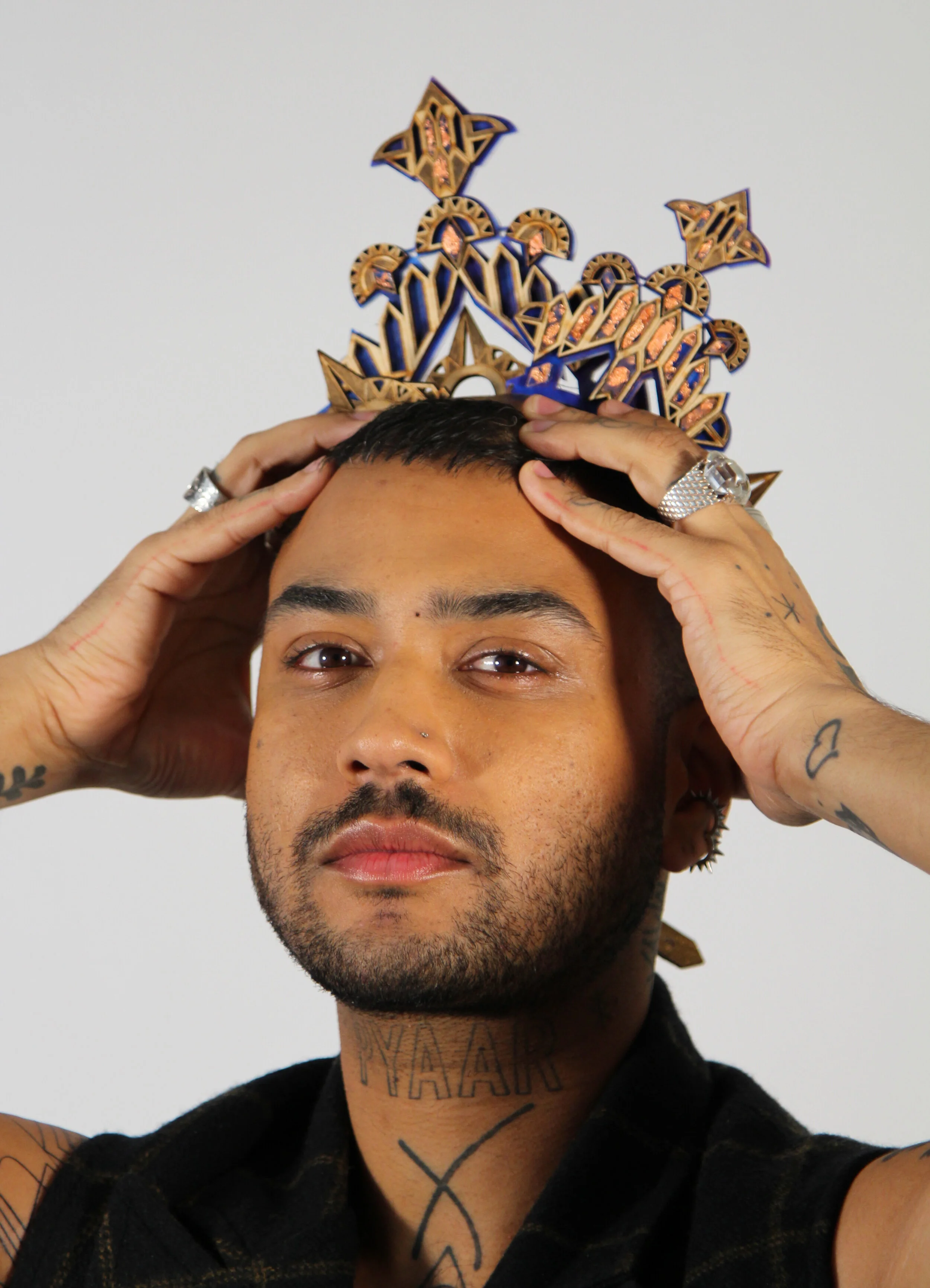 the journey from the fool’s cap to the king’s crown