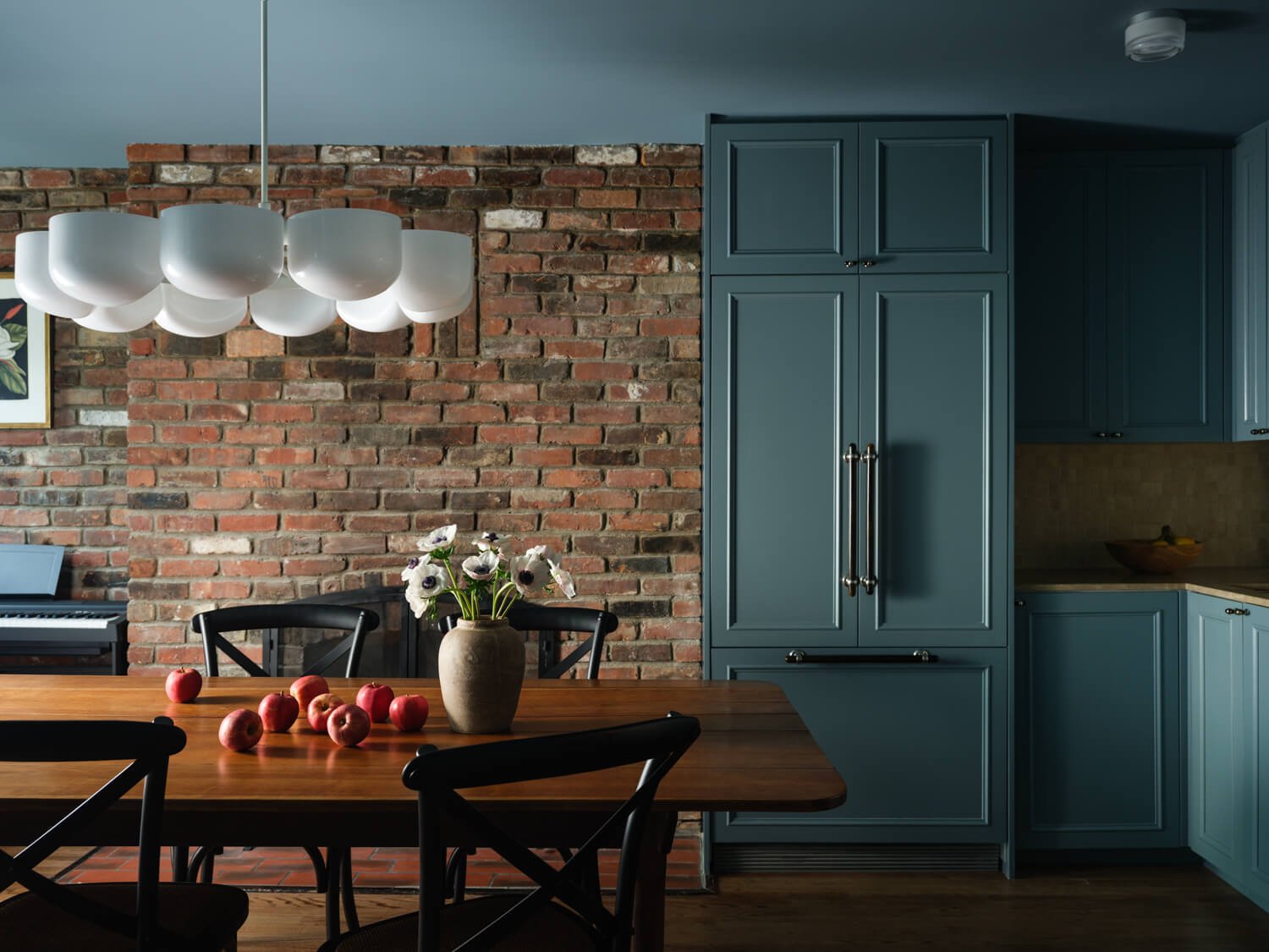 mammoth-brooklyn-heights-home-renovation-kitchen-remodel