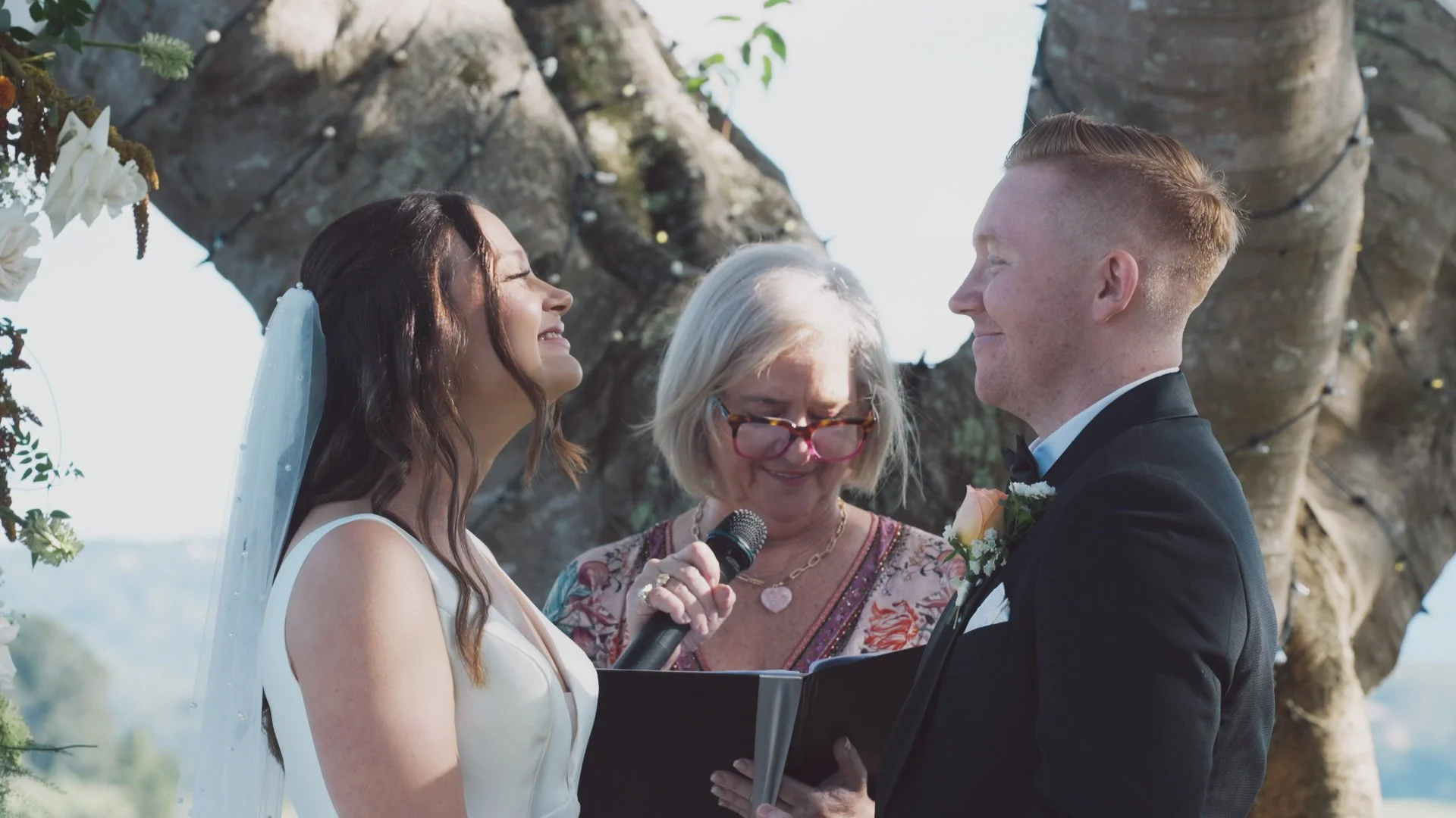 bride and grooom figs at the plantation wedding arrangment.jpg.jpg