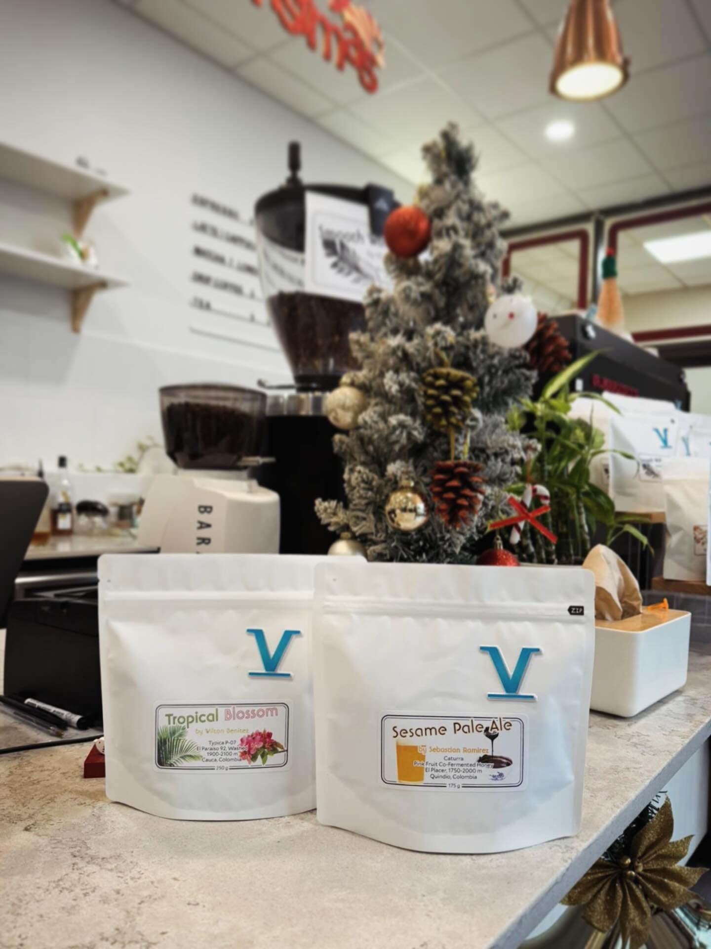 New coffee!

Sesame Pale Ale is very funky, smells like sesame paste when the coffee is freshly ground. And after it&rsquo;s brewed, you taste pale ale.
If you&rsquo;re looking for something you&rsquo;ve never tried before, give this a try.

Happy Ho