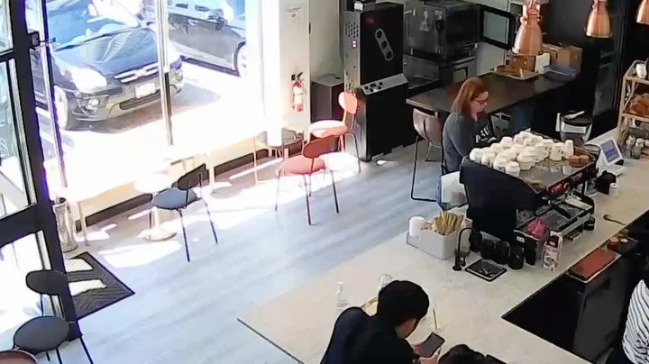 I didn&rsquo;t think this would happen to us.
Someone took our cat mug.

Yesterday morning, a woman walked in and ordered an Americano to stay. After she got her coffee, she stood by the window for a while and walked outside.
Diana realized this and 