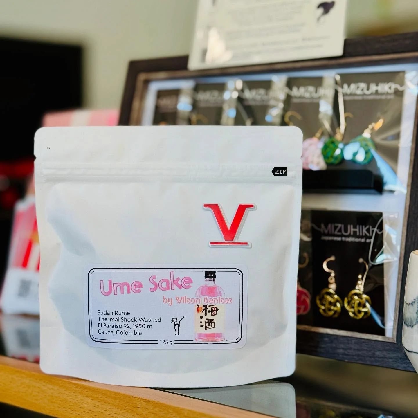 Once a while, there comes a coffee that wows you so much that you just have to tell people about it.

This Sudan Rume from El Paraiso 92 starts off fruity just after it&rsquo;s brewed. Then as it cools down that&rsquo;s when the sake really come out 