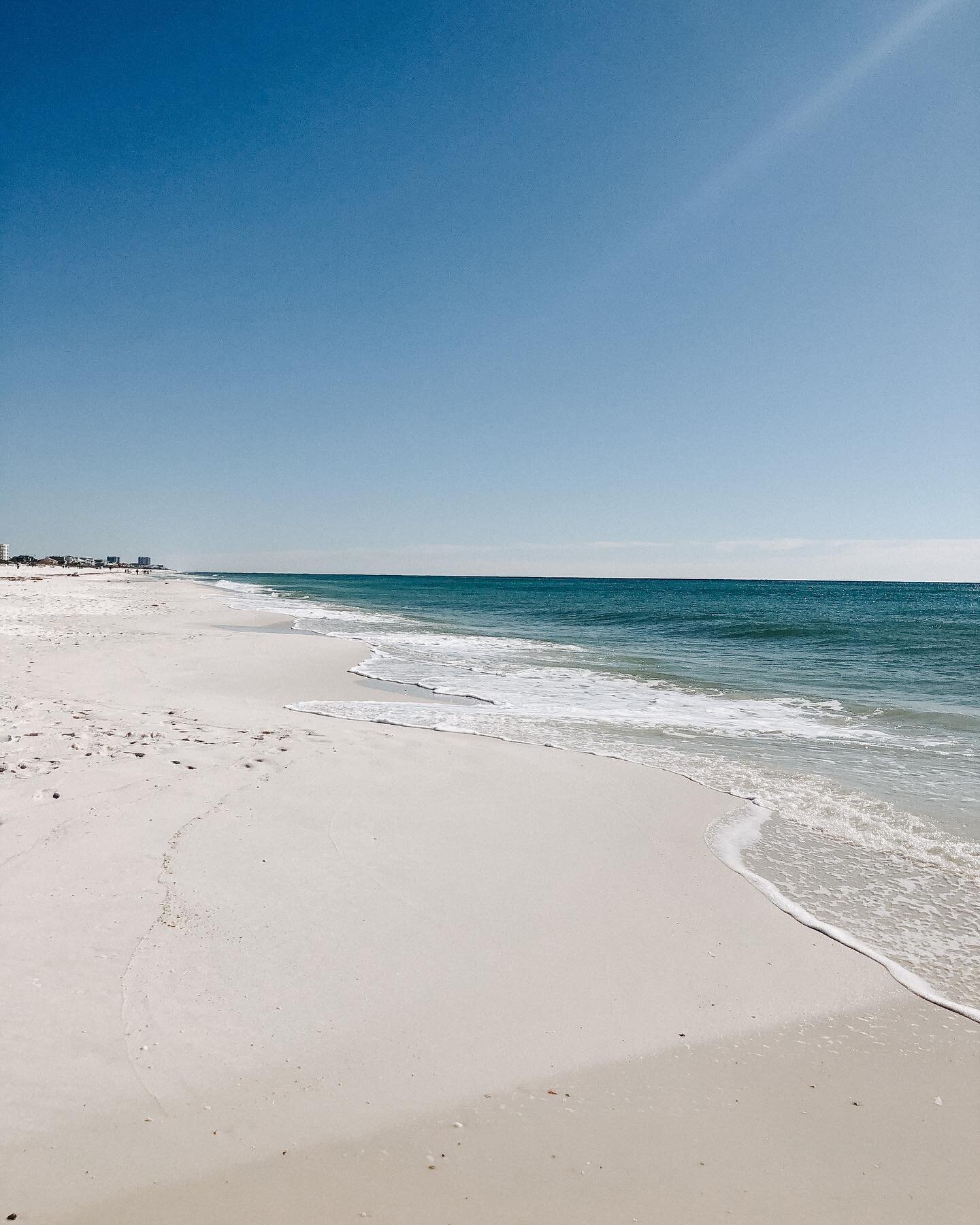 CROSS COUNTY ROAD TRIP: Day 9 Pensacola, FL to Atlanta, GA

Day nine was a slow peaceful morning! We headed to a beach with the whitest sand and crystal blue water! First time every being in the Gulf of Mexico. We headed over to Atlanta stopping in M