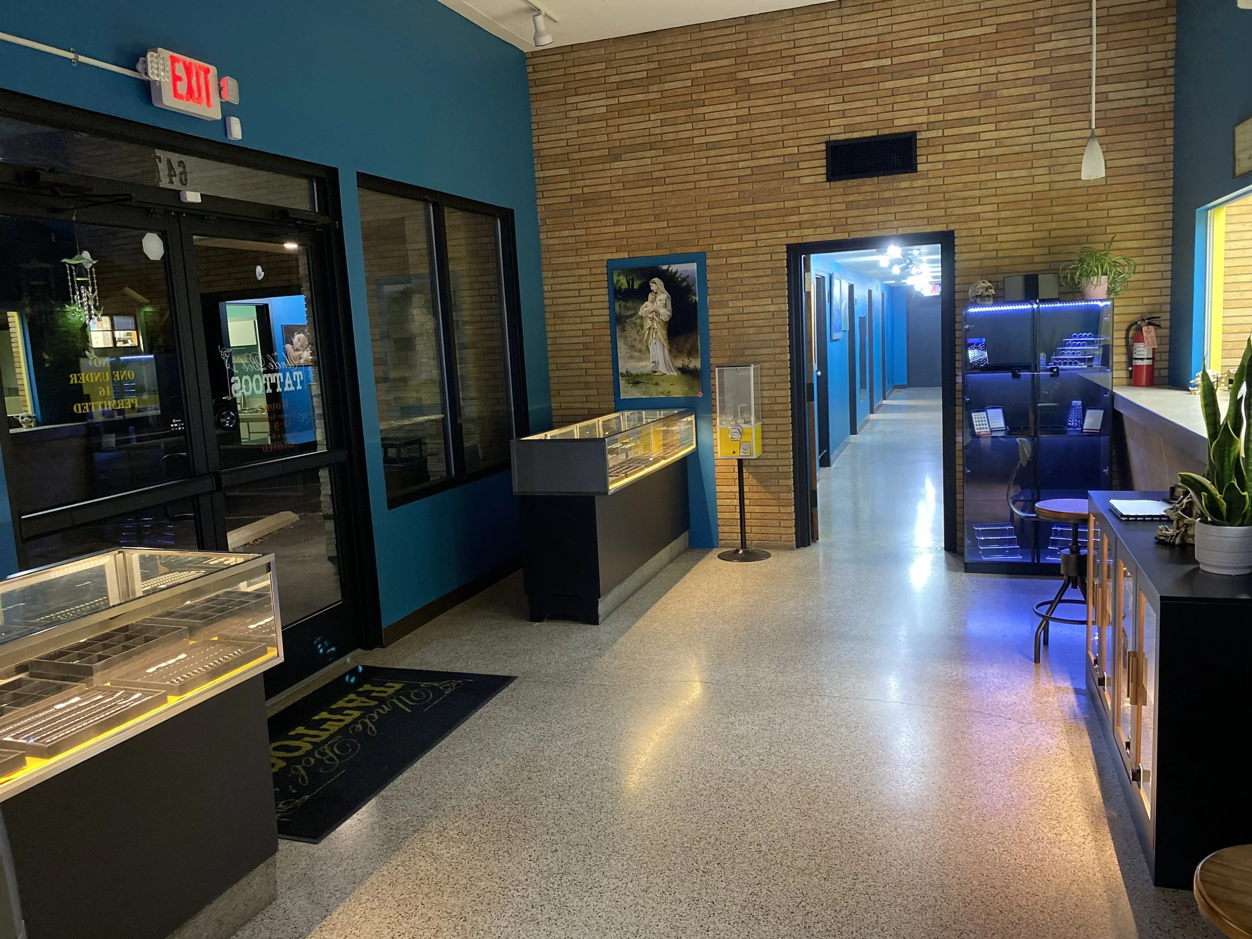 Apply — Uncle Bob's Tattoos