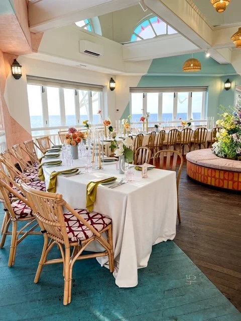 Curved Tables at Indigo Oscar.JPG