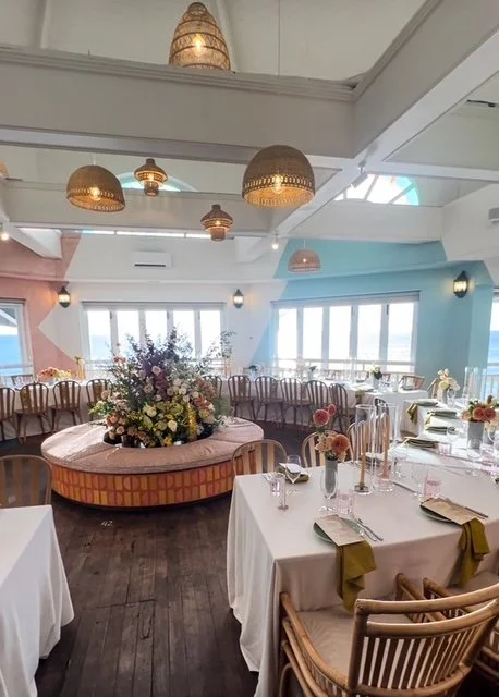 Curved Tables at Indigo Oscar in the Atrium.JPG