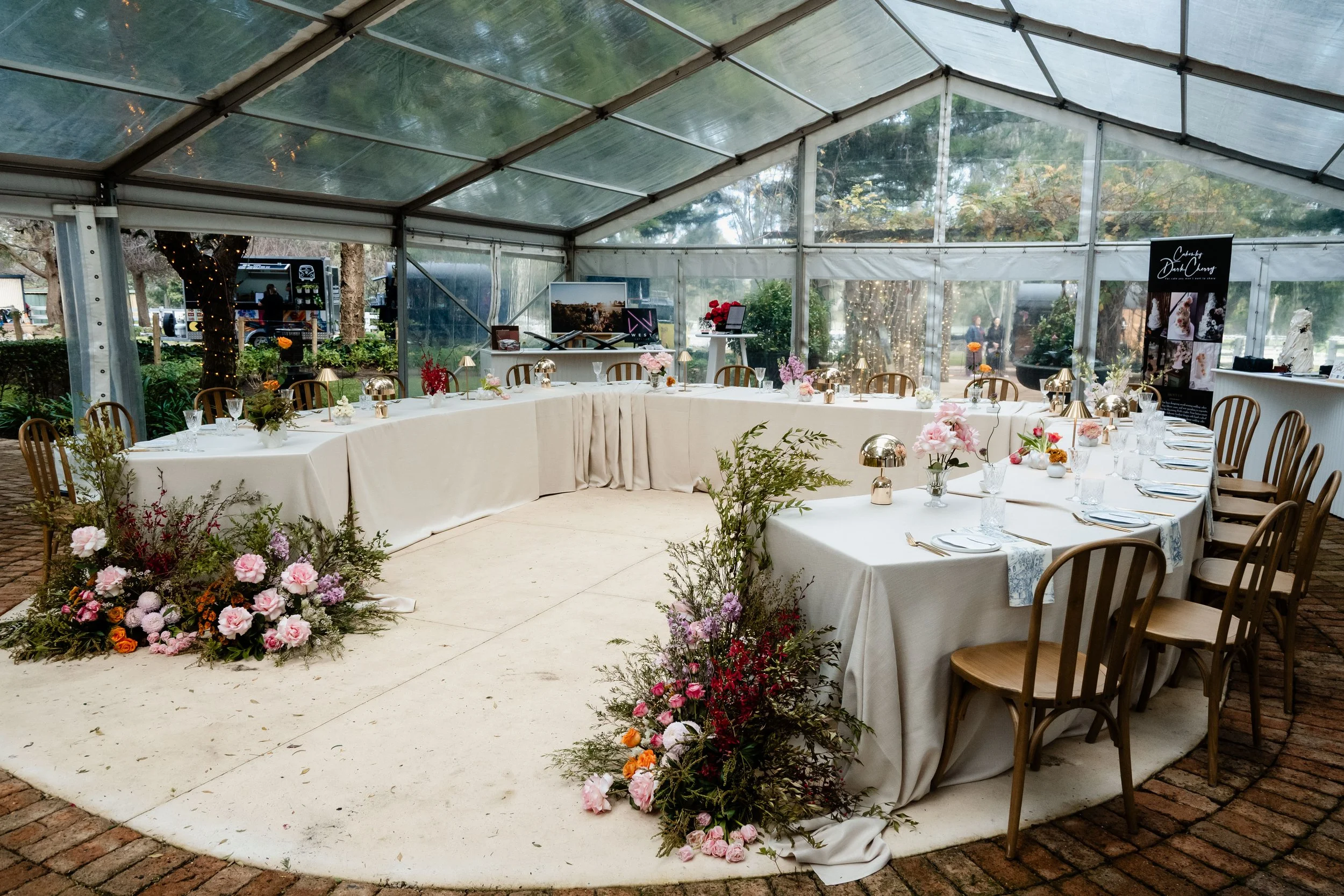 U-shape wedding floor plan setup in a marquee
