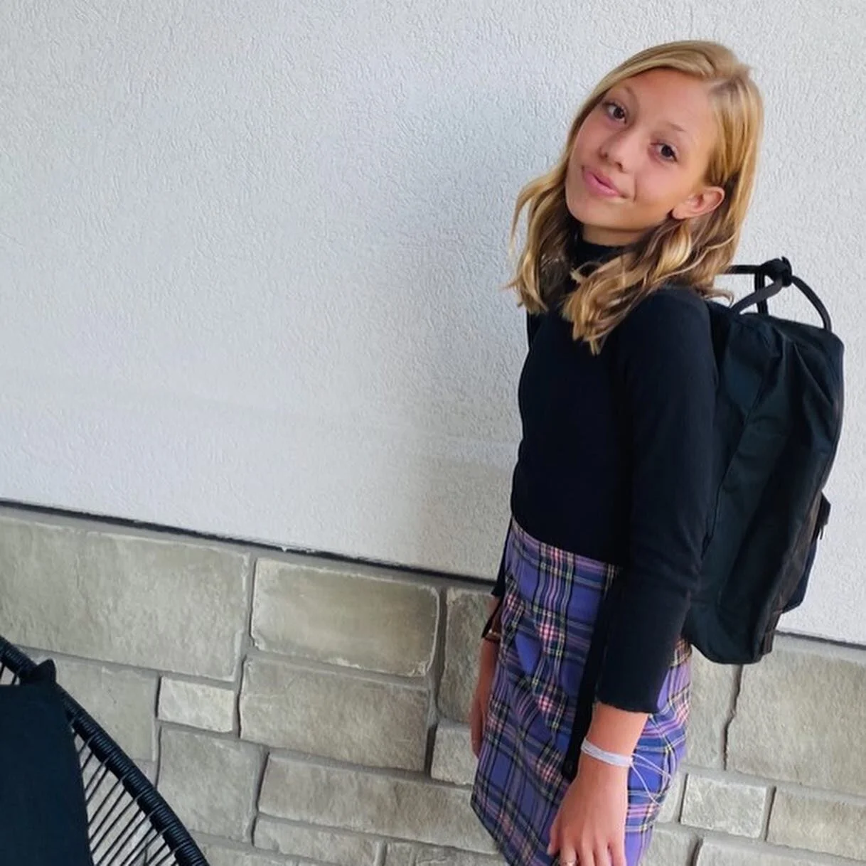 SPOTLIGHT: Let’s get to know Charly Stewart!
Nickname:Char
Favorite Food: Steak or Sushi
Favorite Treat: Jolly Rancher Chews
Favorite Color: Neon green or Pink
Favorite Game to play: Apples to Apples
Favorite Holiday: Christmas 
Favorite Vacati