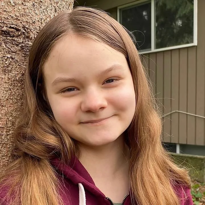 SPOTLIGHT: Let’s get to know Zoe Dickson!
Nickname: Zo
Favorite Food: Strawberries
Favorite Treat: Butterscotch
Favorite Color: Green & Blue
Favorite Game to Play: Dungeons & Dragons
Favorite Holiday: 4th of July
Favorite Vacation: Tenn