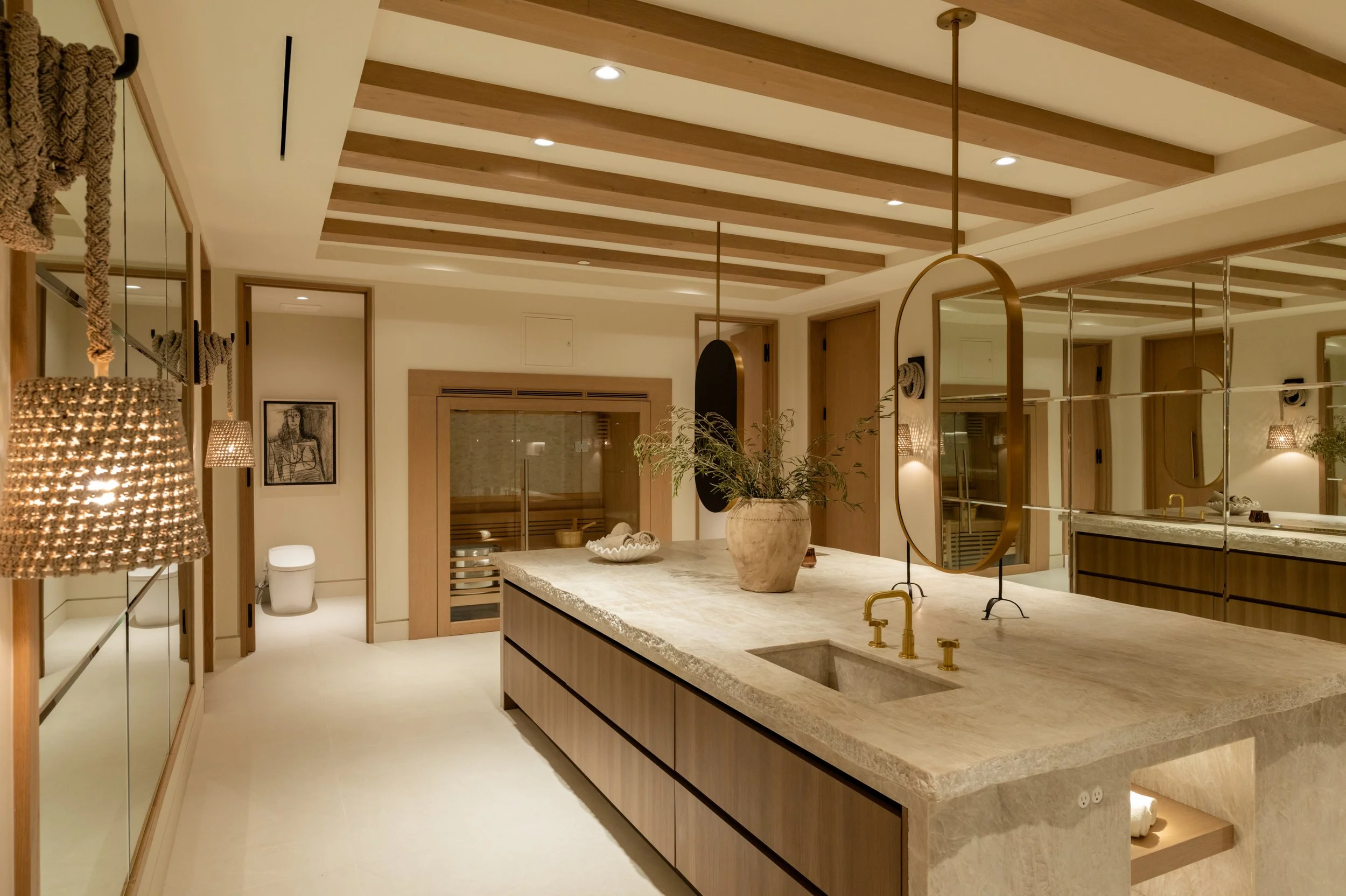 1360 Laurel Way - LR-16.jpg