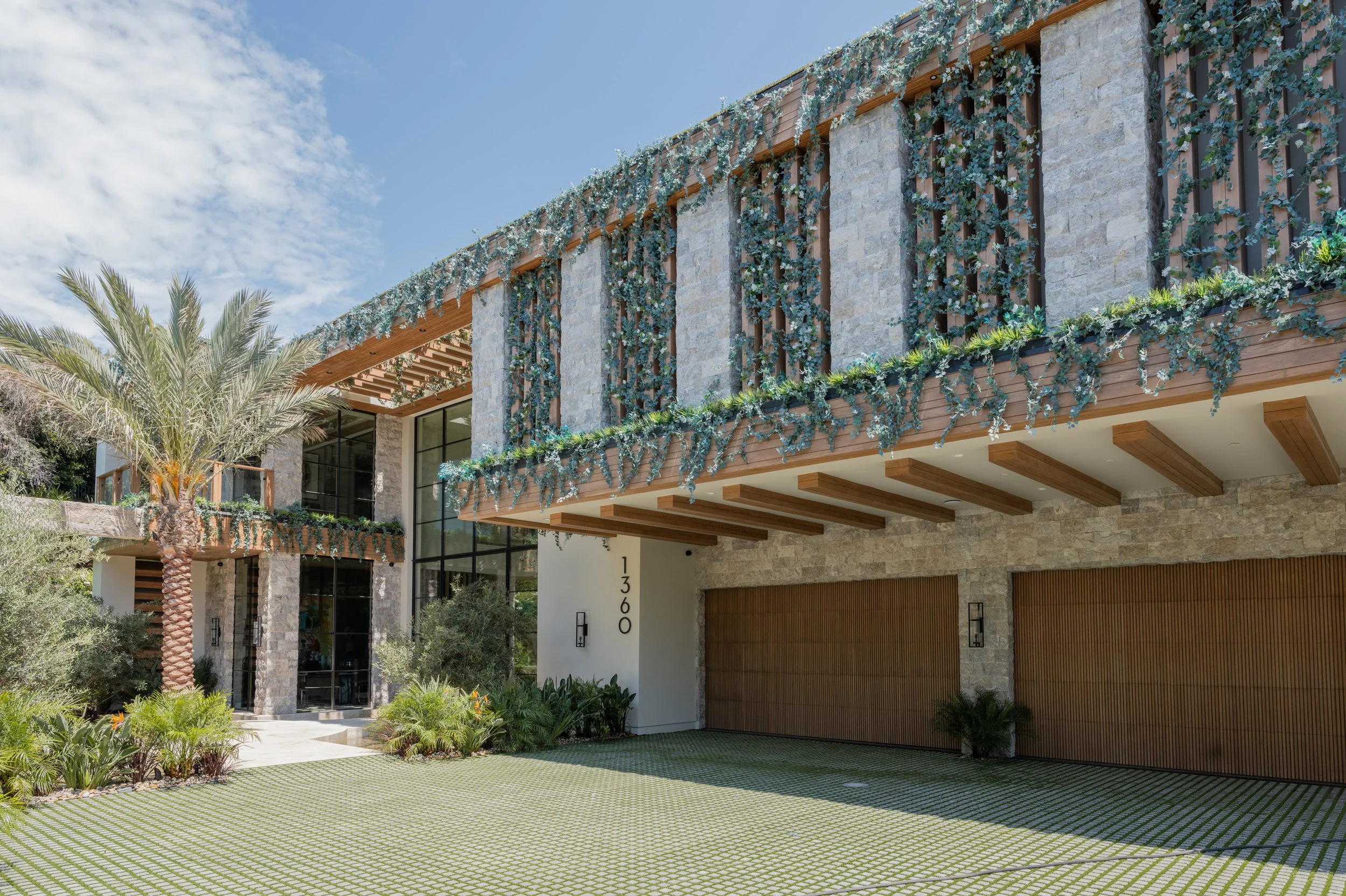 1360 Laurel Way - LR-179.jpg