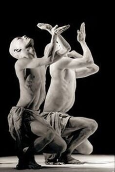 14e38dc077e92a502a8379470953cbe4--modern-dance-theatre.jpg