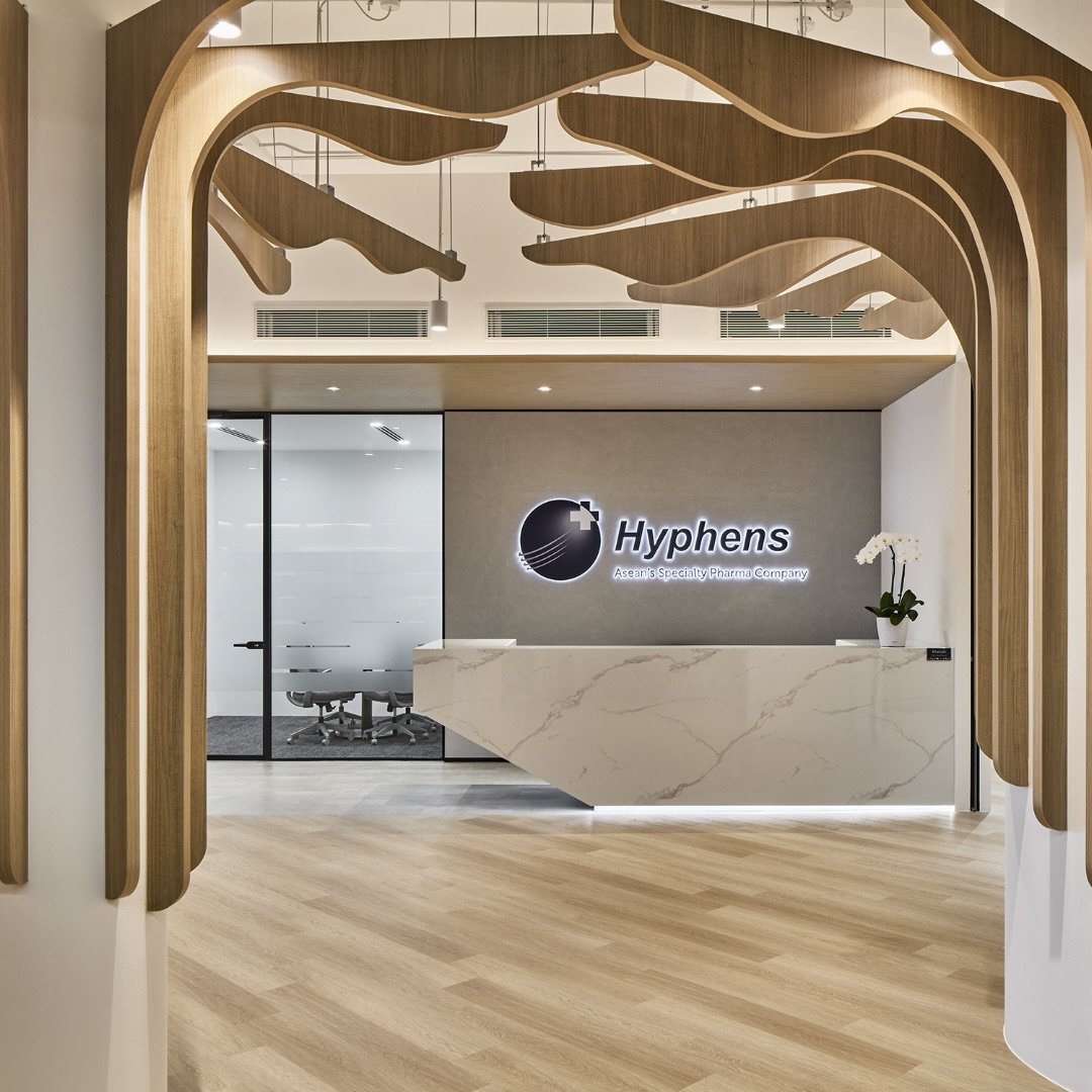 Growth can mean finding new possibilities within what already exists. 🌿

For Hyphens Pharma, we reimagined an existing workplace across two floors while keeping manufacturing and pharmacy operations running.

Inspired by Gardens by the Bay, sculptur