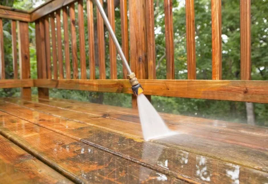 How to clean your composite deck: step-by-step guide