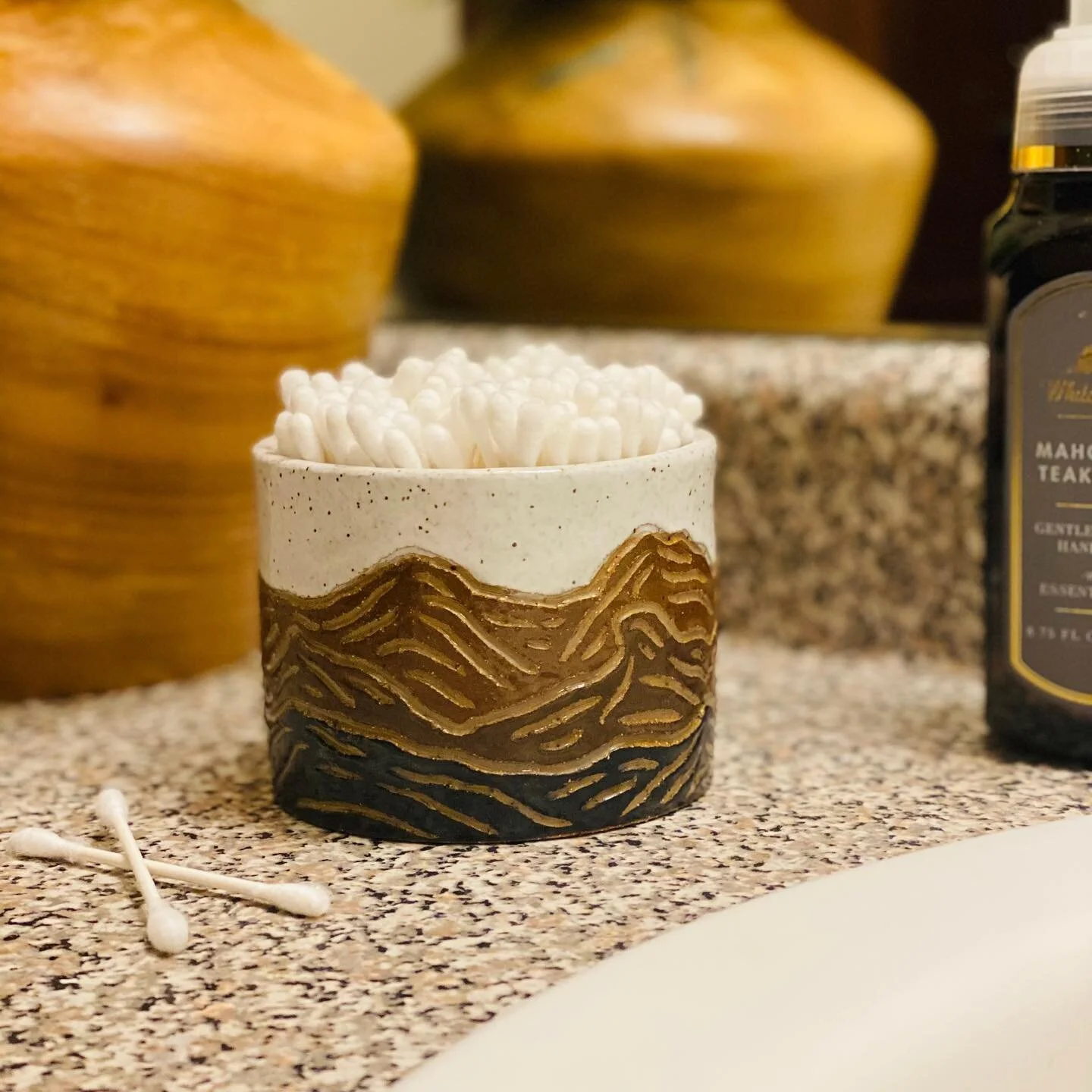 Something a little different, a q-tip holder! Really though, it&rsquo;s just an empty pot. What would you use this cute little mountain pot for? 
.
.
.
#hmtcreations #mountainpottery #rockymountainpottery #rockymountain #pottery #handmadepottery #bat