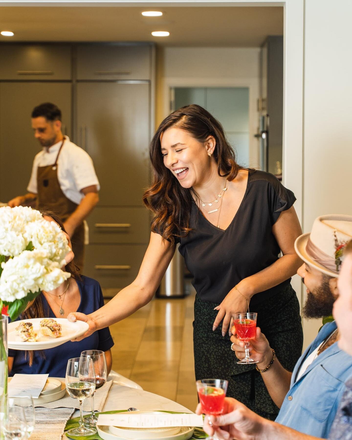 The aromas that Chef Will creates in the kitchen brings a smile to everyone&rsquo;s face
.
.
.
.
.
#chefandthehost  #privatechef #supportlocal #letseat #privateparty #tastingmenu #events #forthesoul #sandiego #hospitality #withlove #bestingredients #