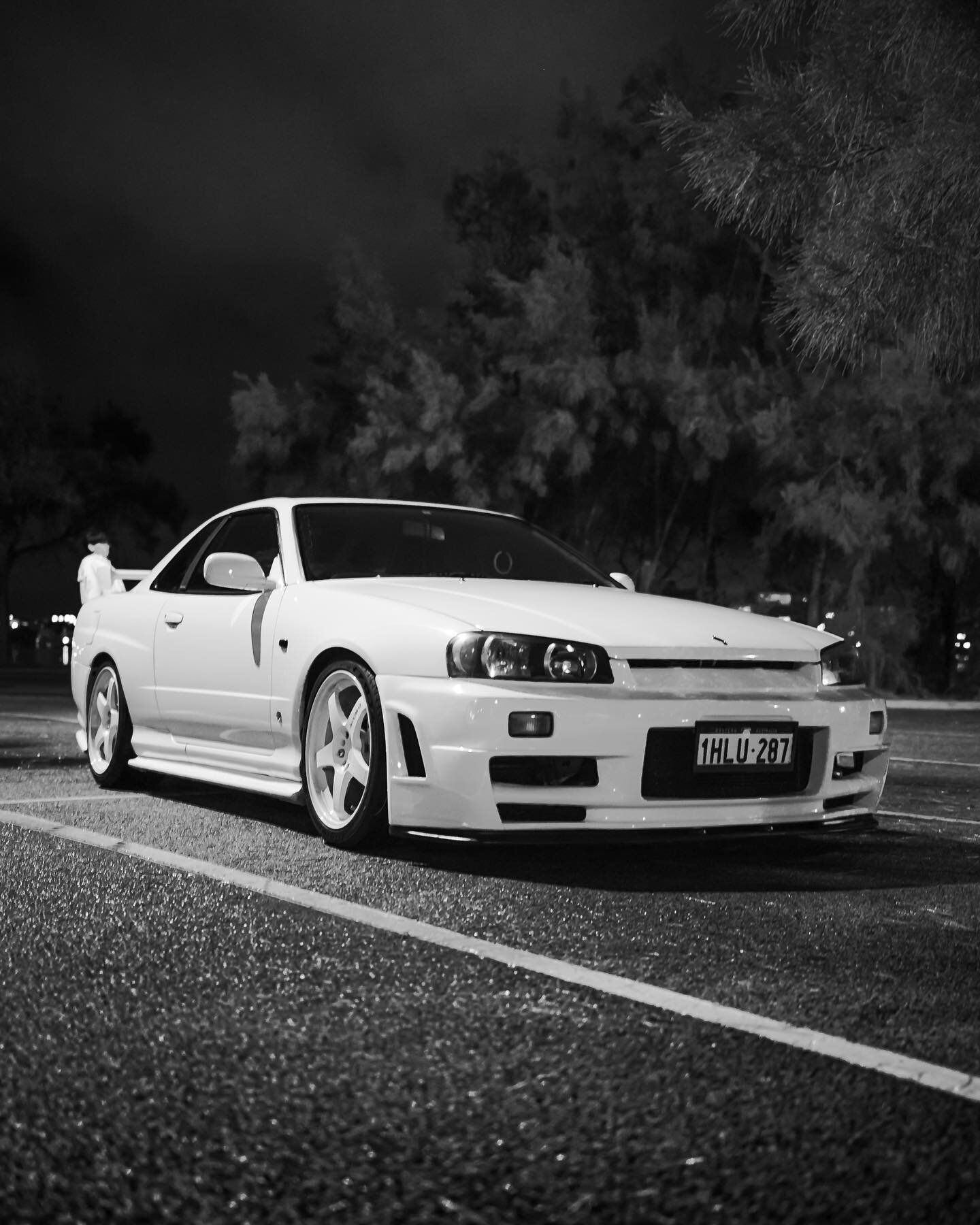 throwback to John&rsquo;s 34 coupe before some major aesthetic changes

#r34 #skyline