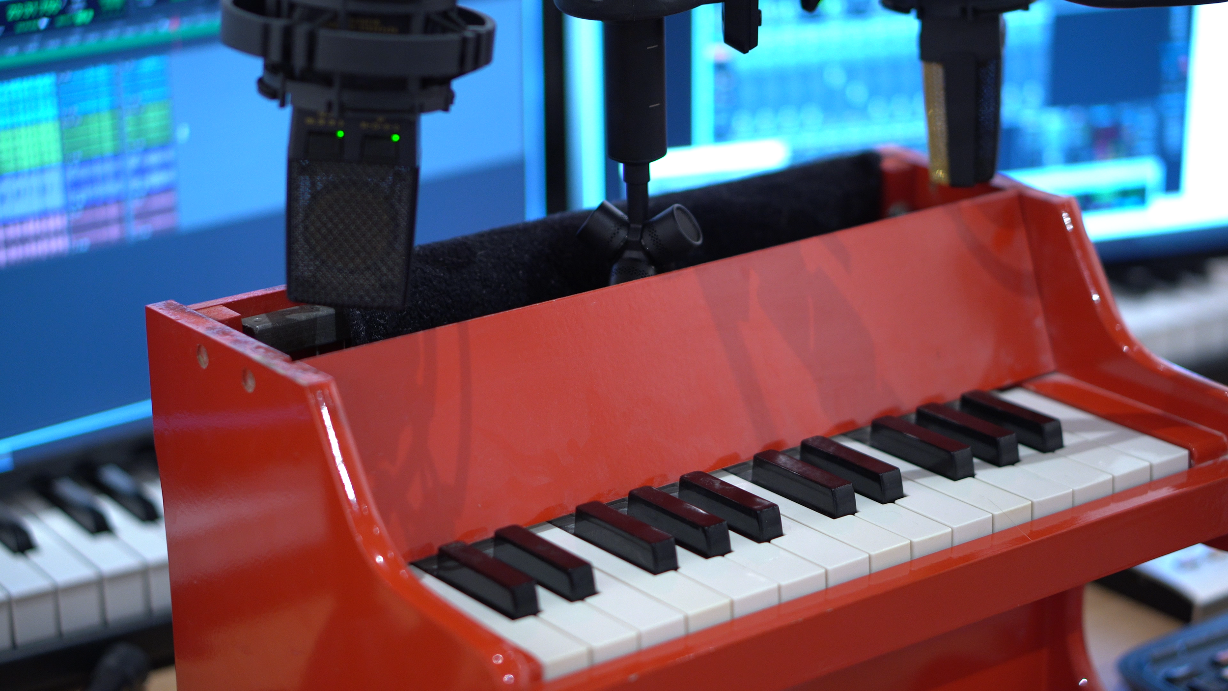 Audio Brewers Piano Toy