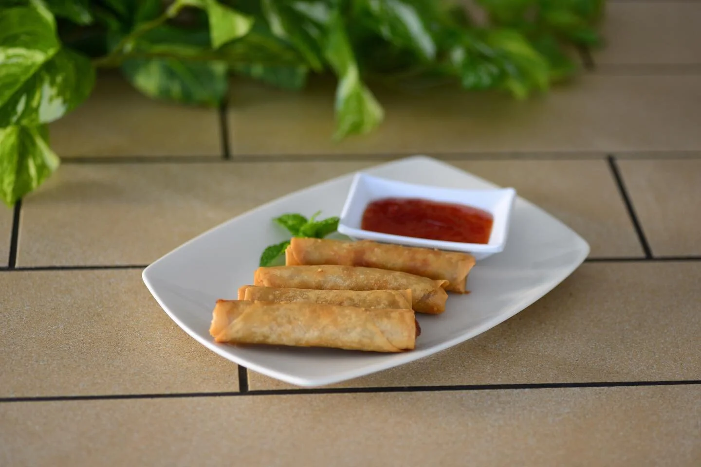 Hey! We see you... staring at this photo. But that&rsquo;s not going to satisfy your hunger is it? The only place you&rsquo;ll find these, is at Cheeky Challa. 😉
.
We&rsquo;re open from 8-2 today! Pop in! 🤗