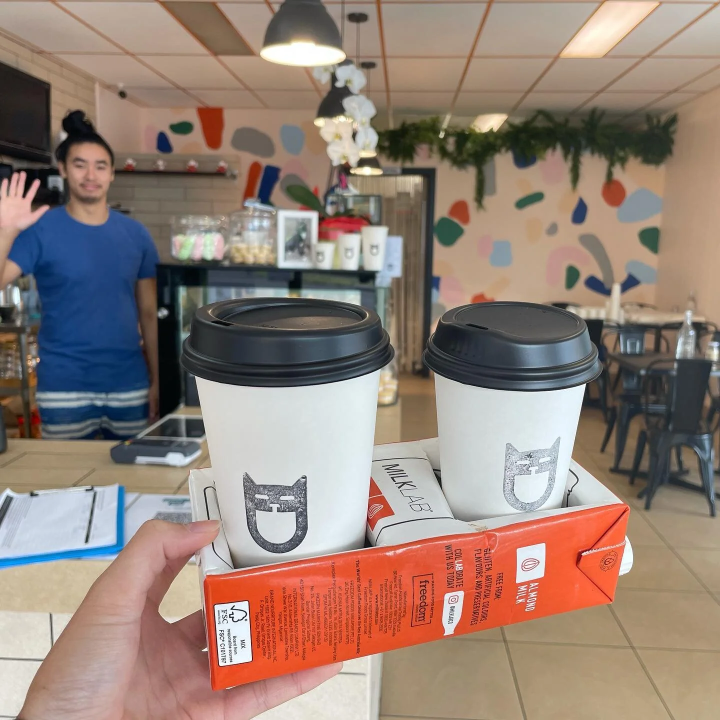 Step by step, we are doing our best to look after the planet. Who knew that used (and washed, don&rsquo;t worry 😆) milk cartons would make such great cup trays??? 🌏🌏🌏