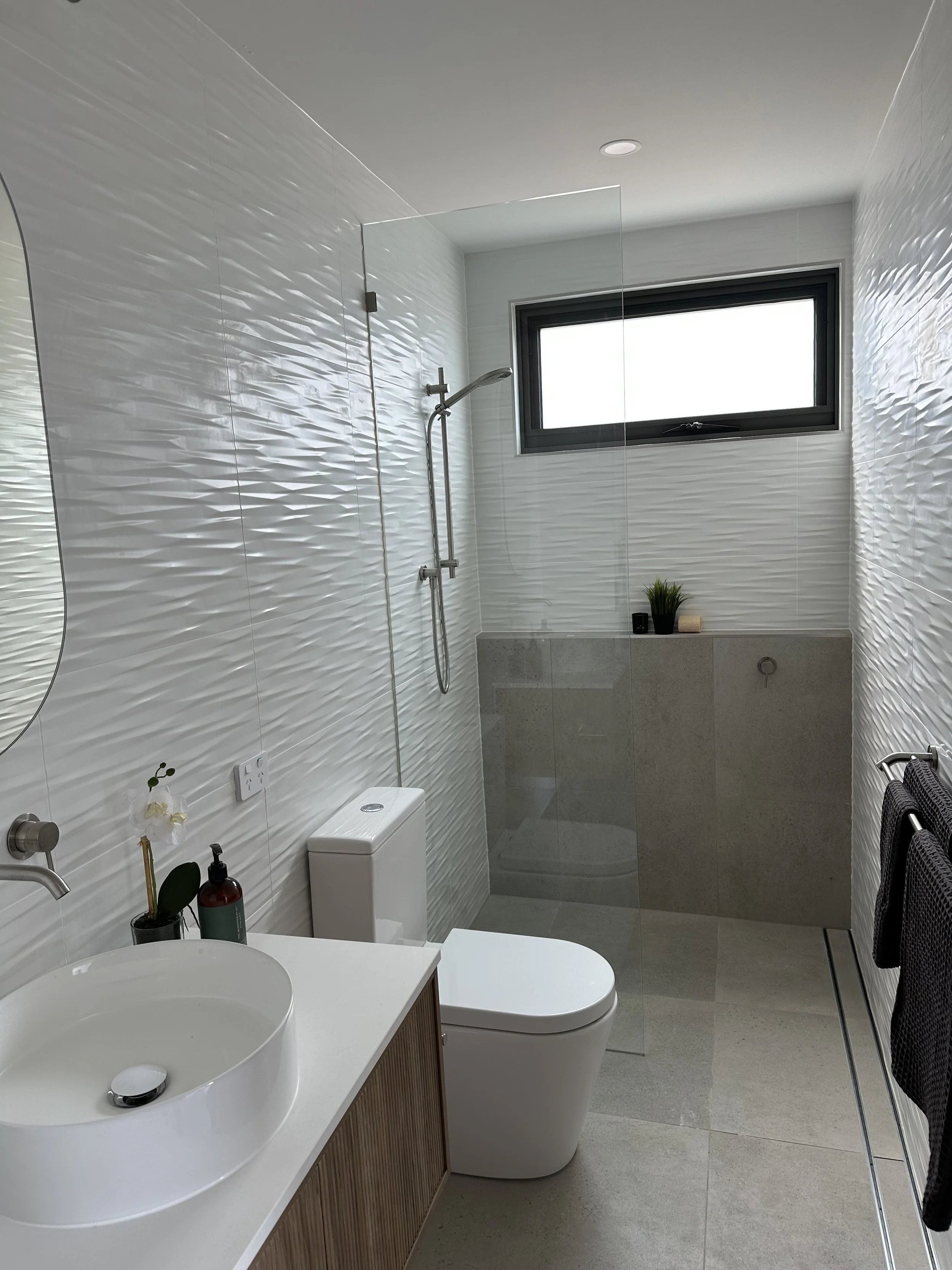 Downstair ensuite