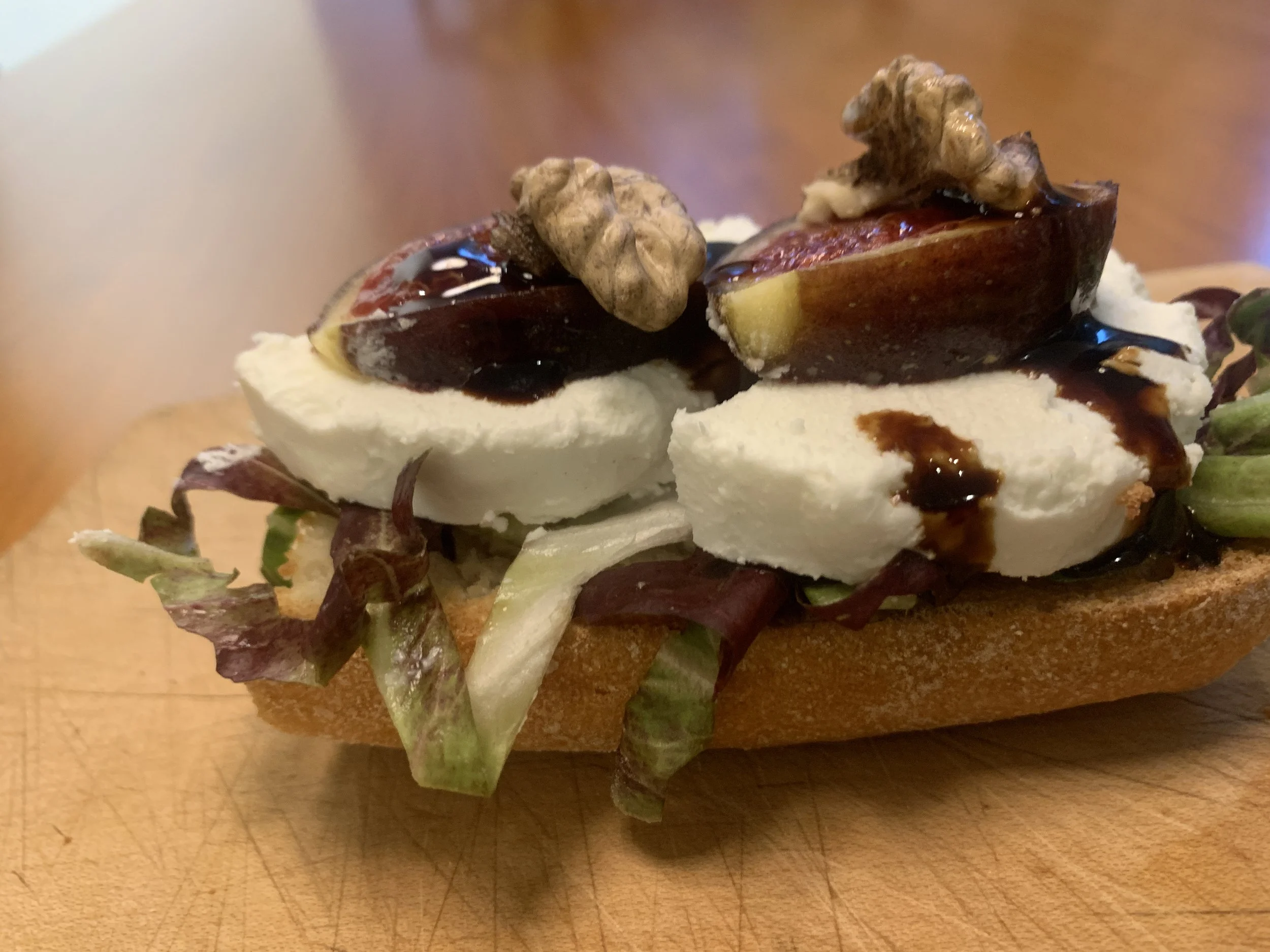 Radicchio Baguette mit Ziegenkäse