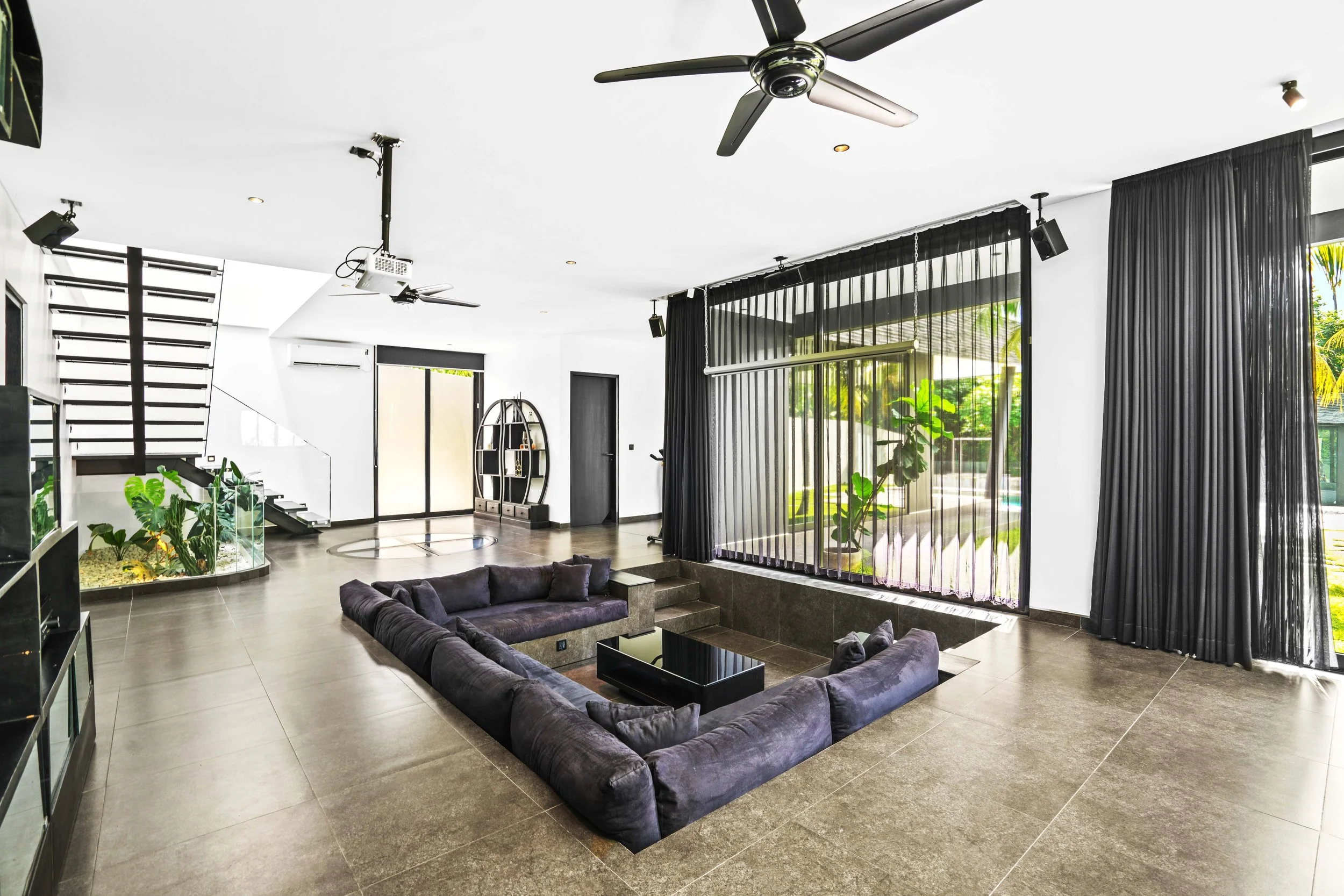 Casa Noir by strex - 4.jpg