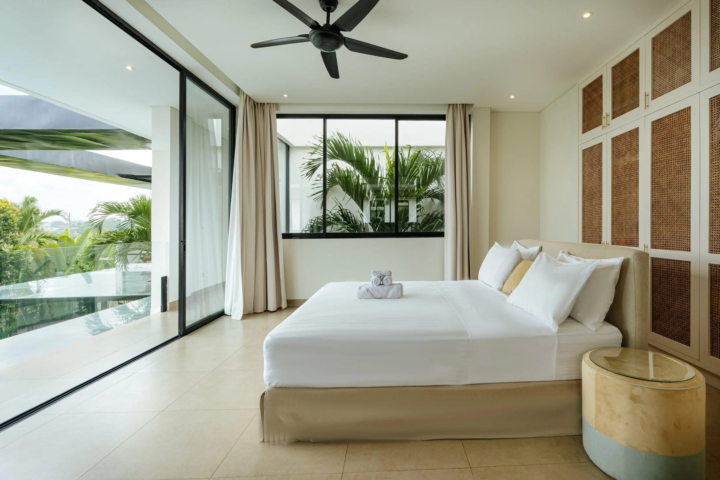 020825 Villa Savoye - Sans Visual-10.JPEG