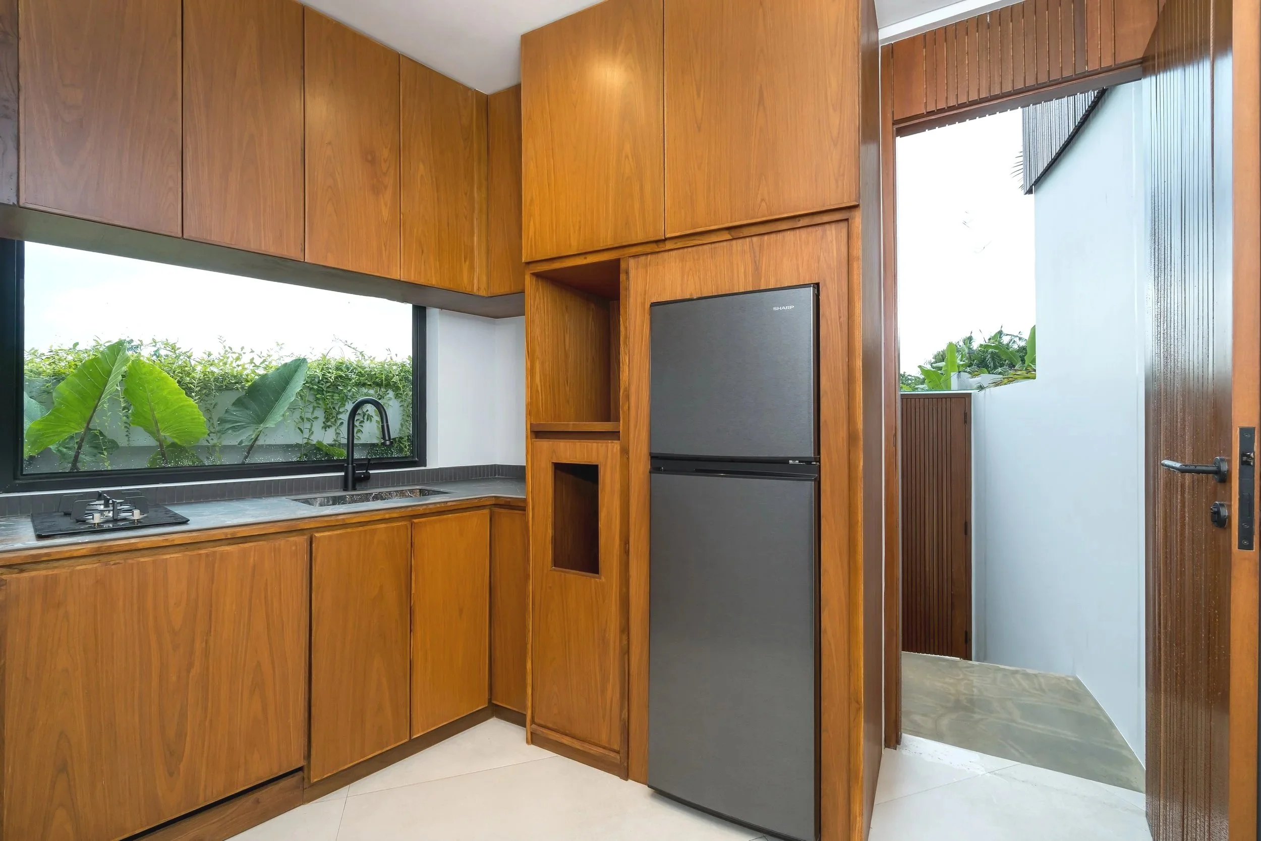 M2 Staff Area 06.jpg