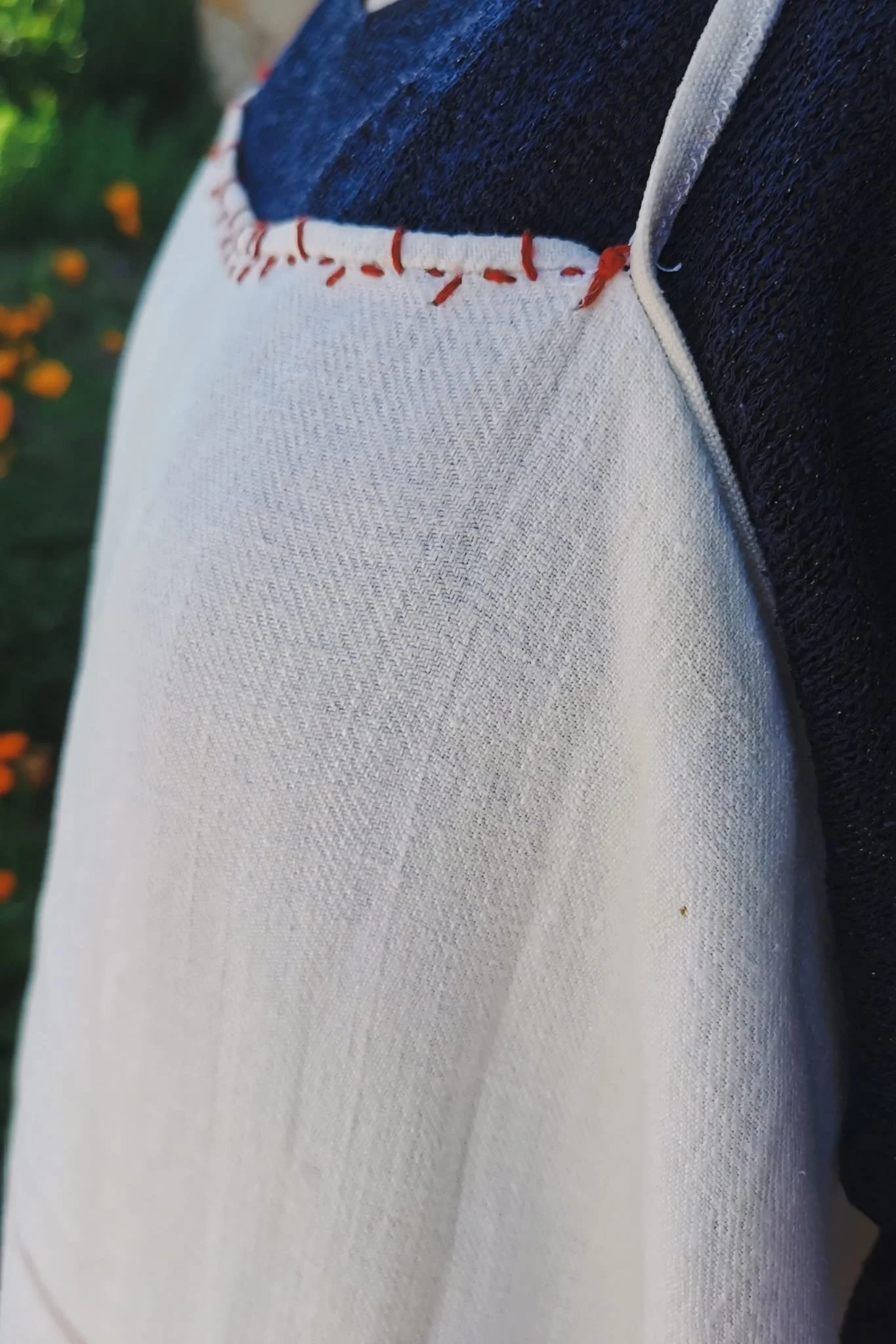 Mus apron detail.JPG