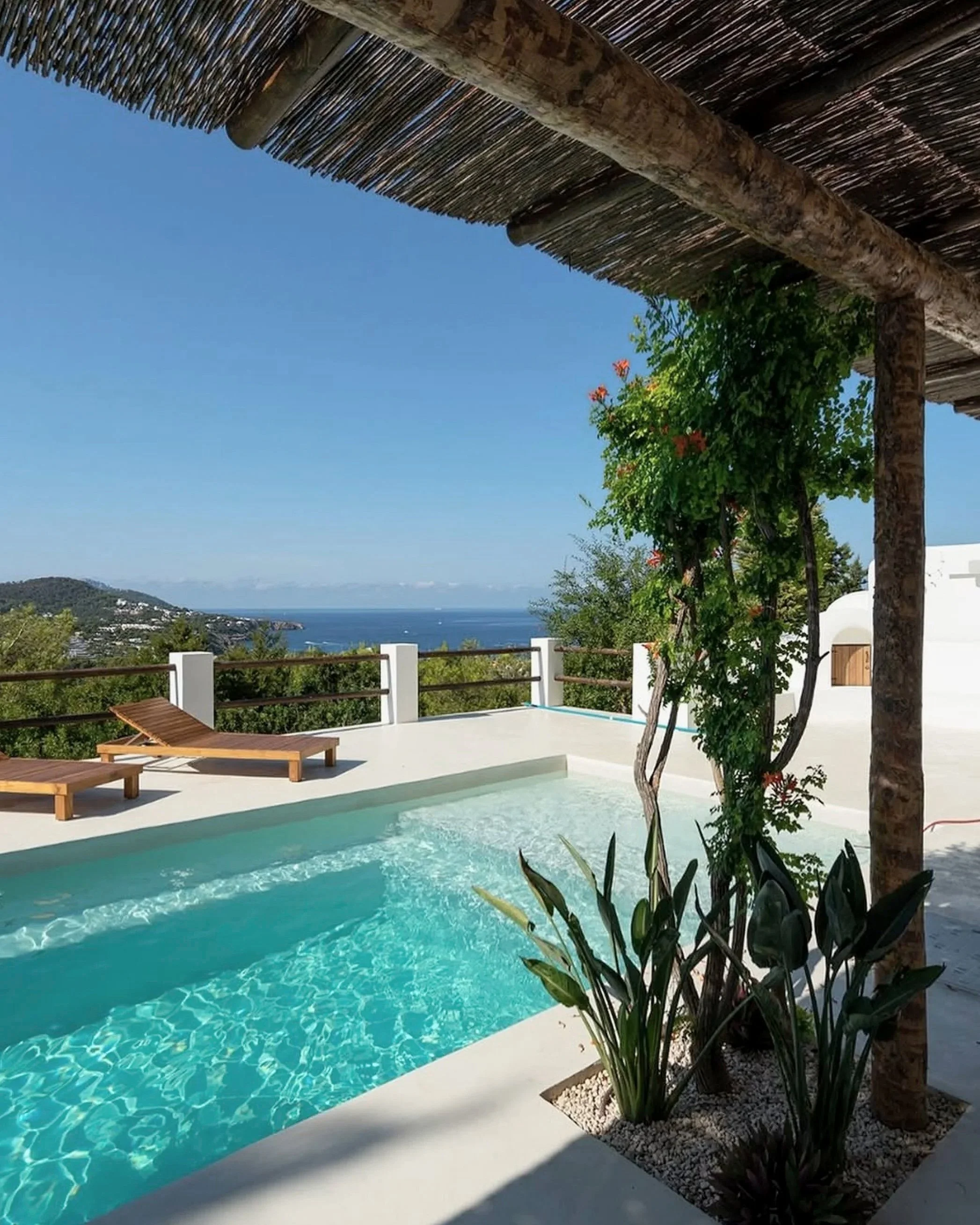 Casa T - 4 BR Holiday House with a View
