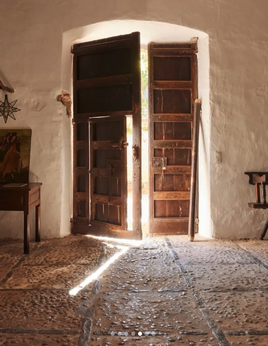 Cardenal - Unesco World Heritage - 12 BR Townhouse in Dalt Vila