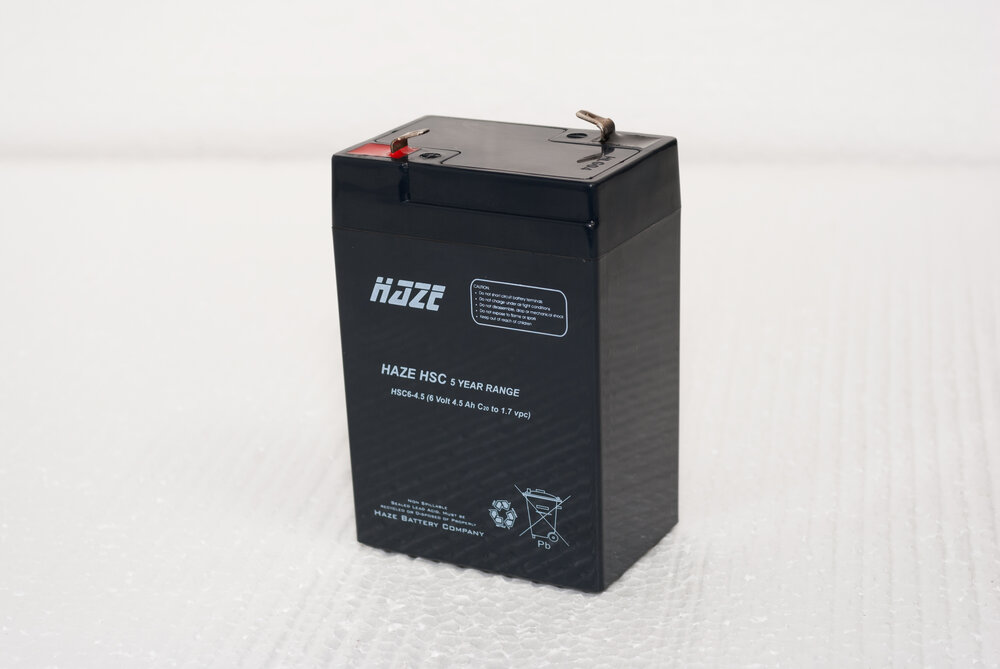 stereo Ga naar het circuit oor Haze Sealed Lead Acid battery HSC06-4.5 Zing Batteries