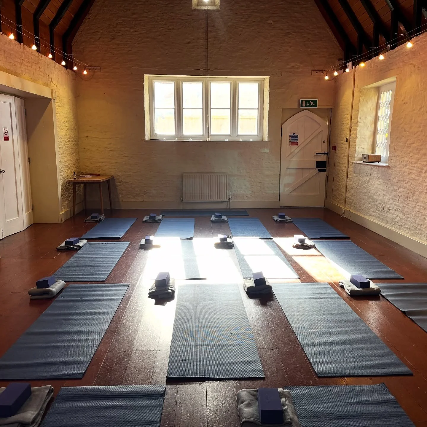 Movement + Mindfulness ✨

Thank you to all who joined me at the end of September for the first sold out Movement + Mindfulness Workshop ~ bringing two of my great loves together 🙏🏽

Pilates, Journalling, Intention Setting, Meditation, Snacks, Tea a