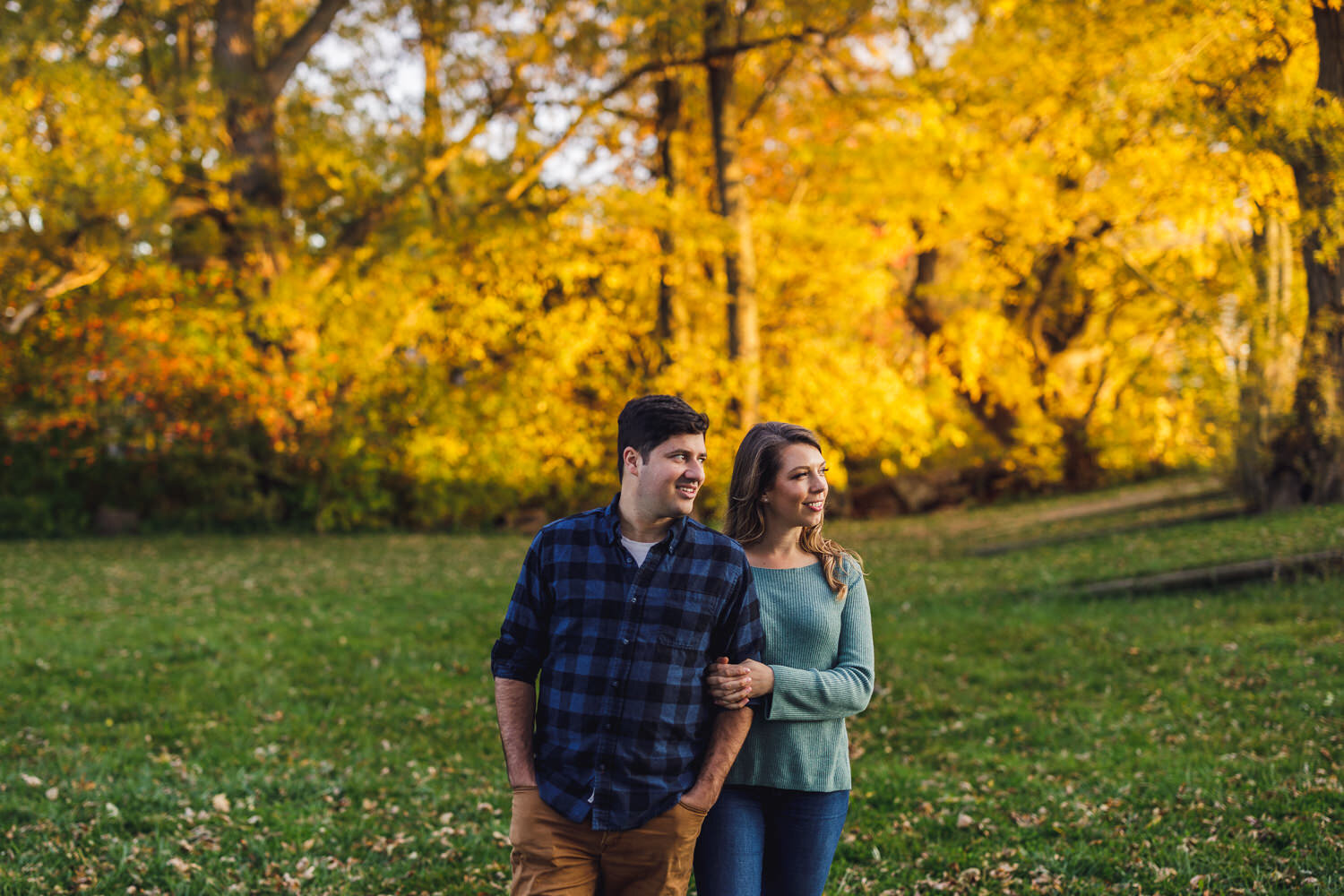 Prince-Edward-County-Lake-On-The-Mountain-Engagement-Photography-31.jpg