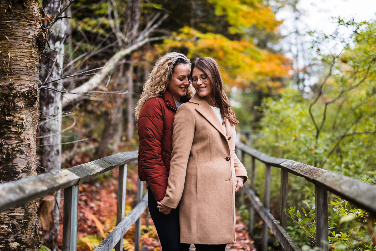 Frontenac-Park-Autumn-Engagement-27.jpg