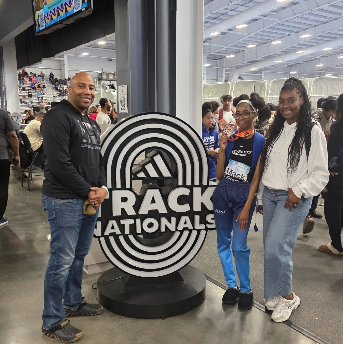 Just a proud track mom &amp; dad moment watching our daughter chase greatness on the track and in life🔥🔥🔥