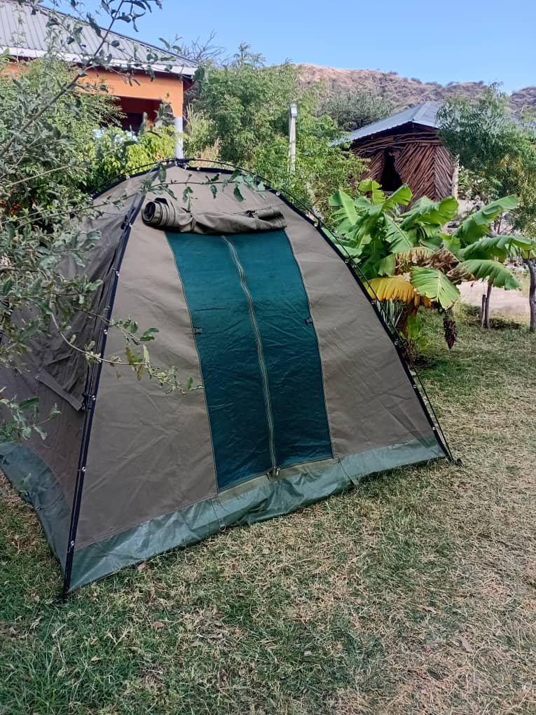 tent1.jpg