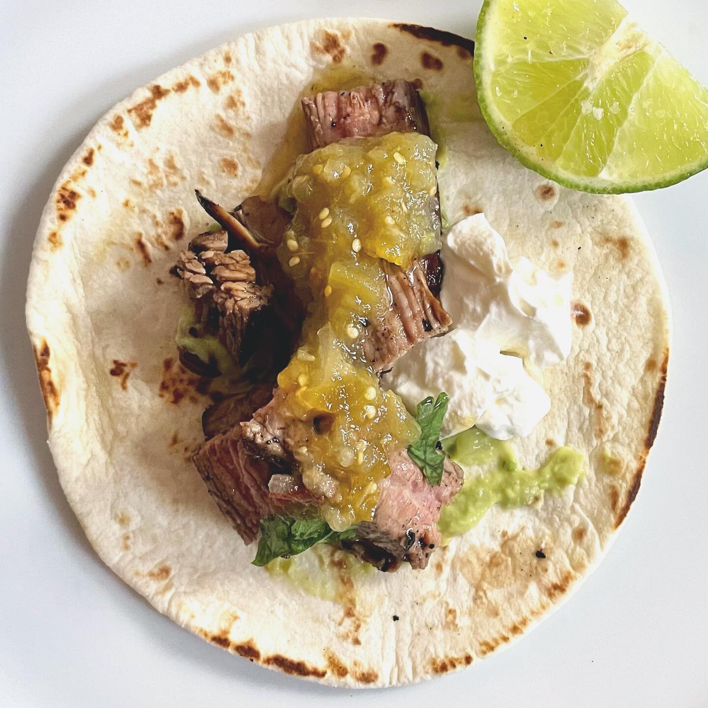 My wife asked for Mexican, so I made #carneasada 🌮⁣
⁣
🔗 𝐥𝐢𝐧𝐤 𝐢𝐧 𝐦𝐲 𝐛𝐢𝐨 𝐟𝐨𝐫 𝐦𝐨𝐫𝐞 𝐫𝐞𝐜𝐢𝐩𝐞𝐬⁣
⁣
#tacos #carne #mexicanfood #streetfood #theevankaras #chef #homechef #foodie #foodporn