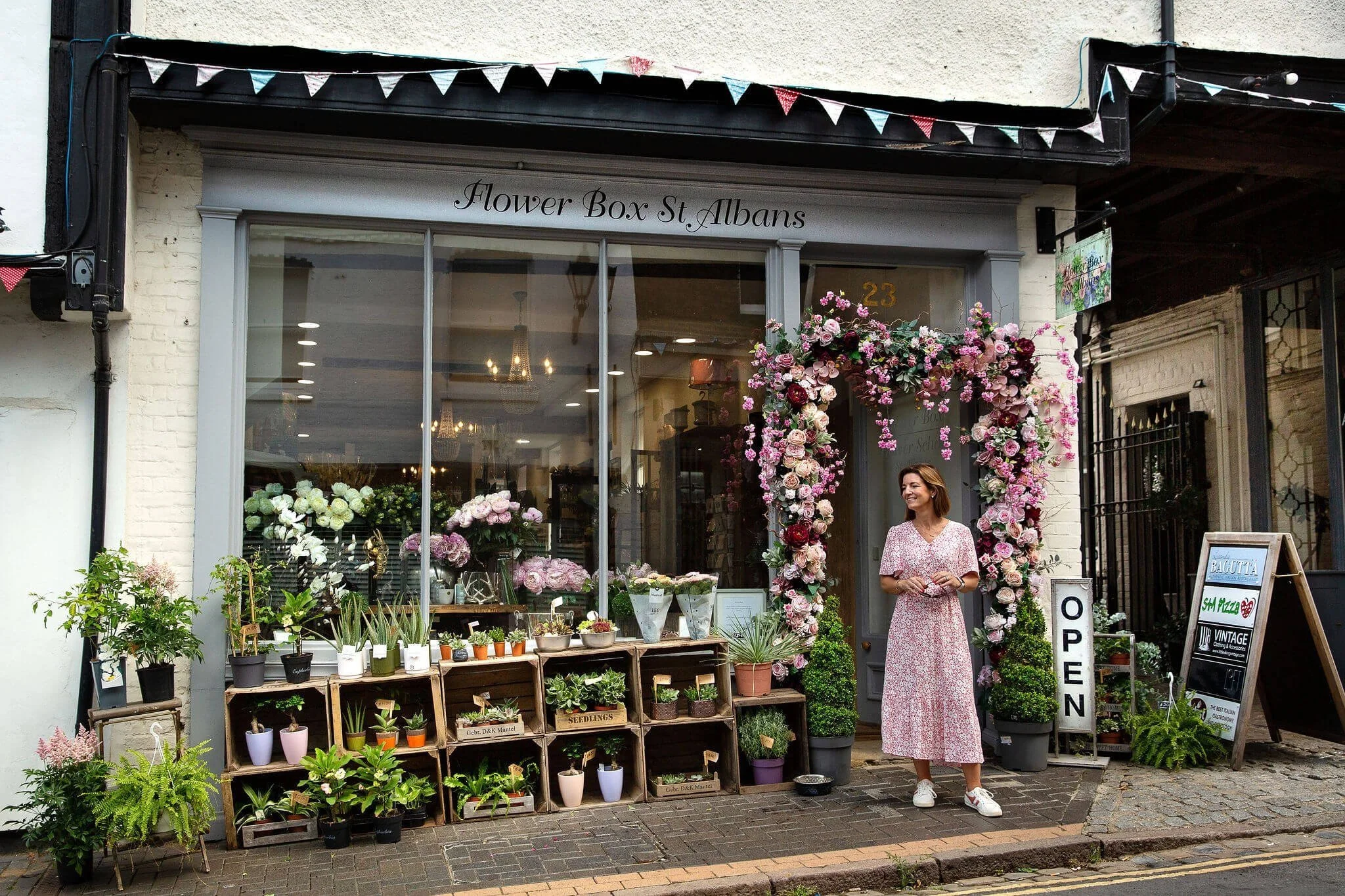 Louise Saunders Estate Agents St. Albans, Hertfordshire — We Are St