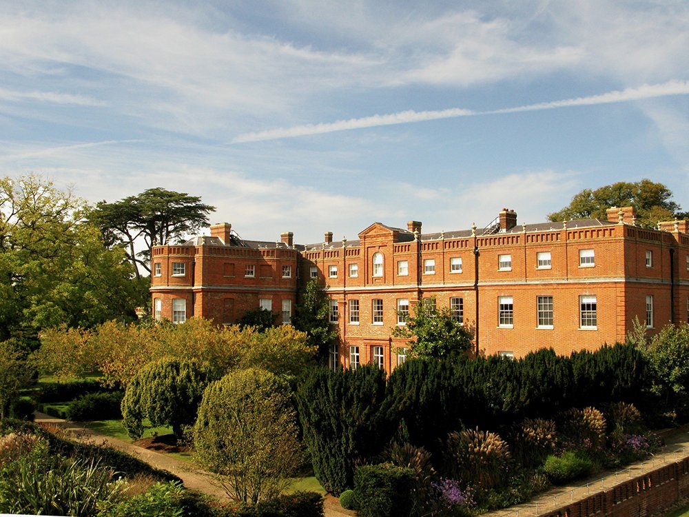 the-grove-hotel-watford-hertfordshire-five-star-mansion