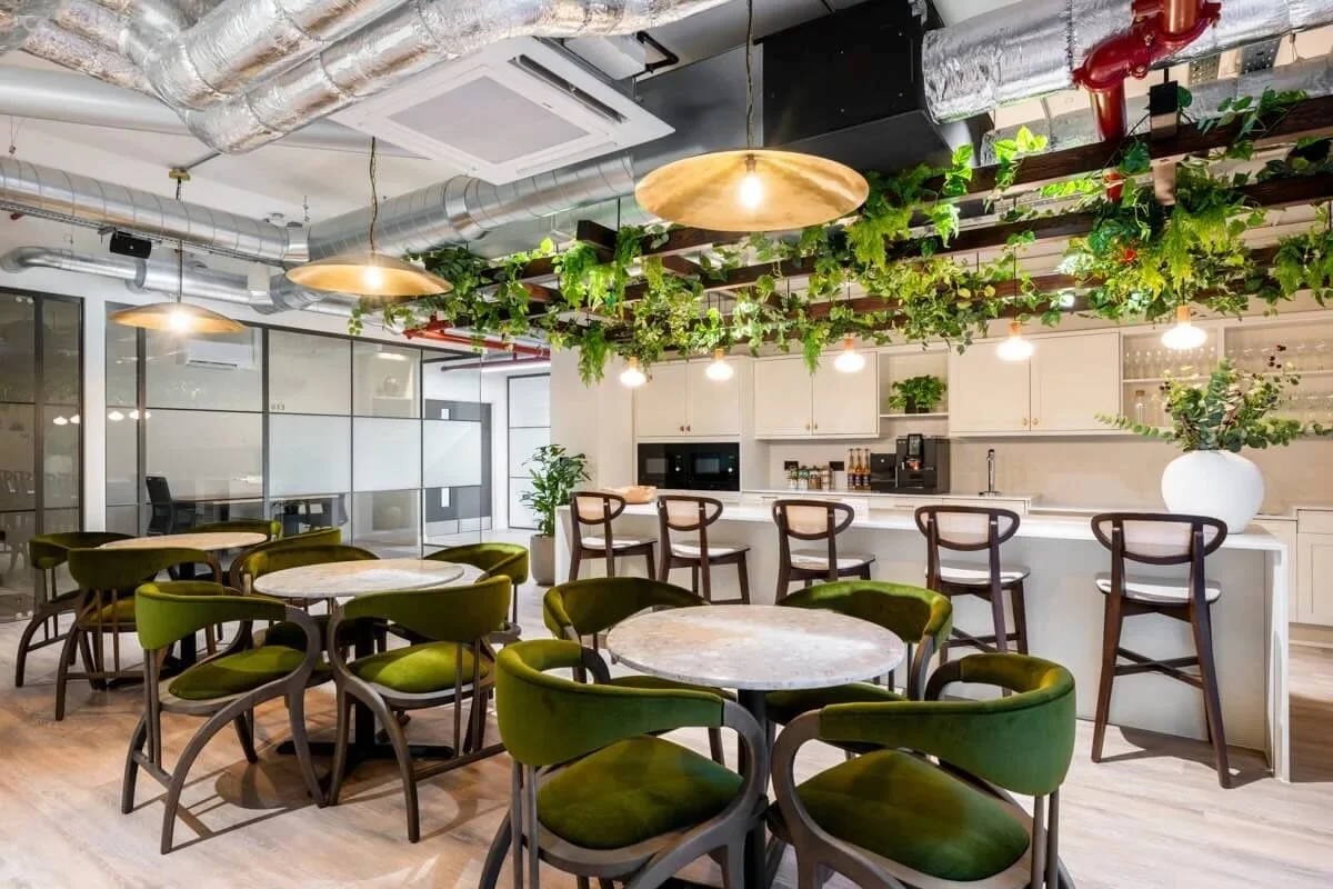Our member @wearecospace offers a modern workspace designed around how people actually work. 
💻
@wearecospace offers flexible offices and coworking, but it&rsquo;s the communal spaces that really set it apart.
💬
At the heart of the space is a fully
