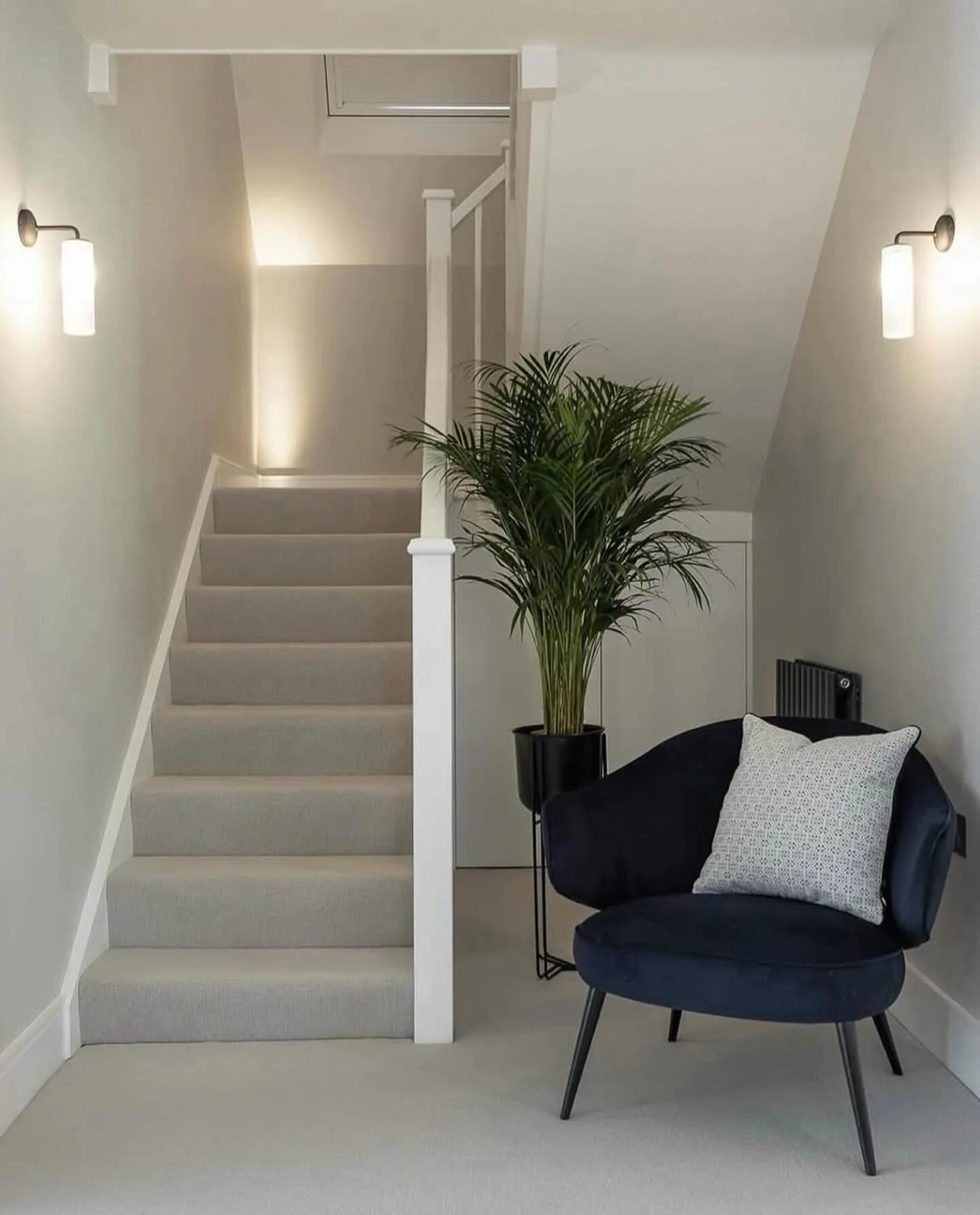Soft, subtle, and simply beautiful! 
💡 Our member @smart_energy_ltd provides a full range of residential and commercial electrical services. 
🔌
From inspections, rewiring, and consumer-unit upgrades, to smart home systems, EV charger installations,