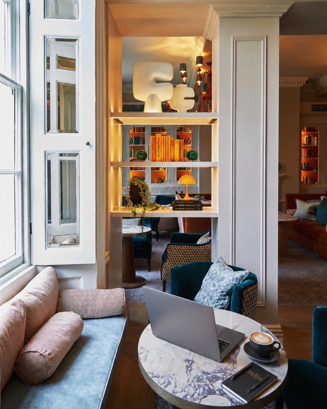 Octagon is more than just a bar... 
💻 
Settle in with your laptop, order your favourite coffee and lunch, and make the most of a productive afternoon in stylish surroundings. 
✨
For more information on our member&nbsp;@octagonbar_ &amp; @sopwellhous
